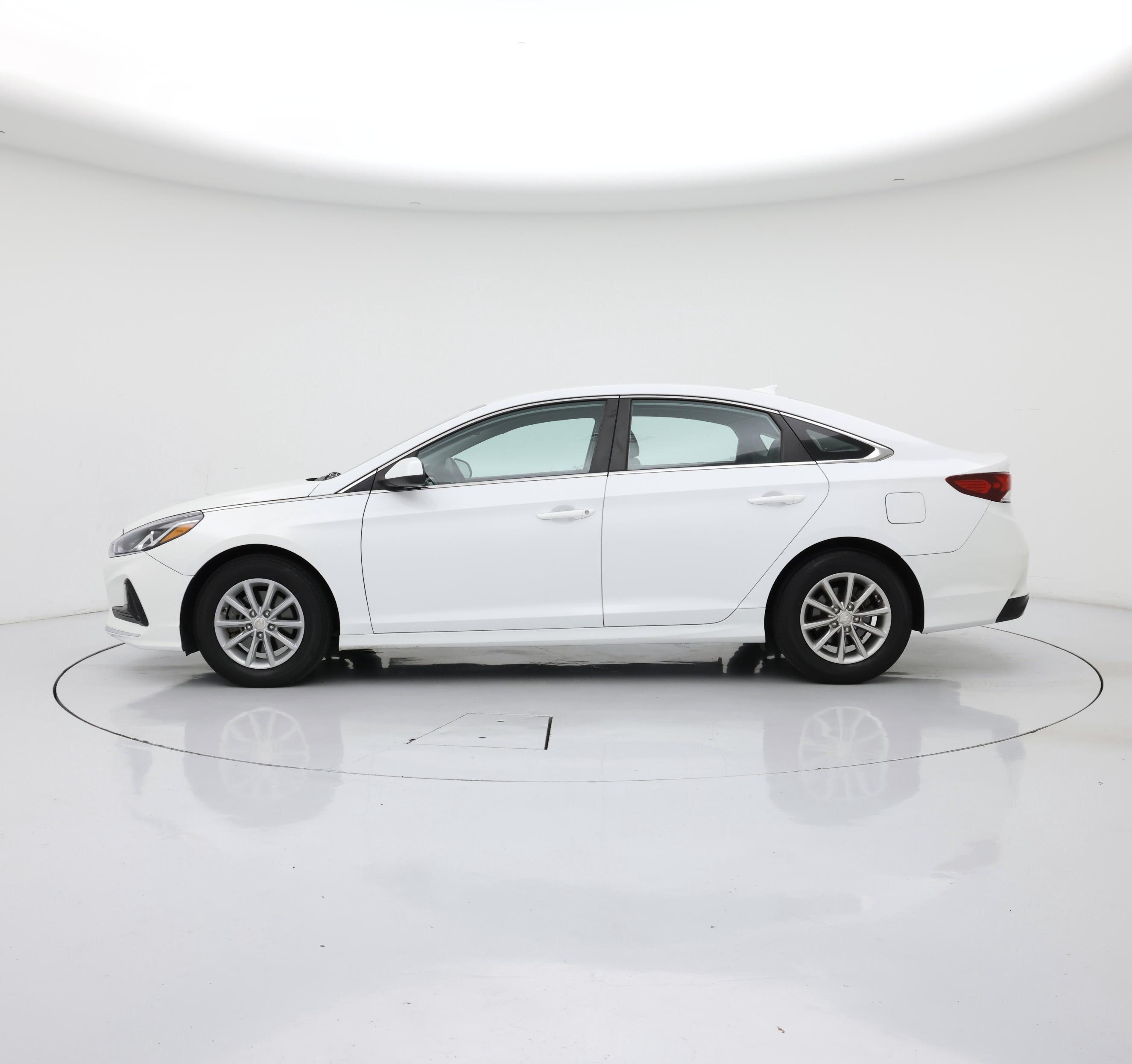 Thumbnail: 2018 Hyundai Sonata - 3