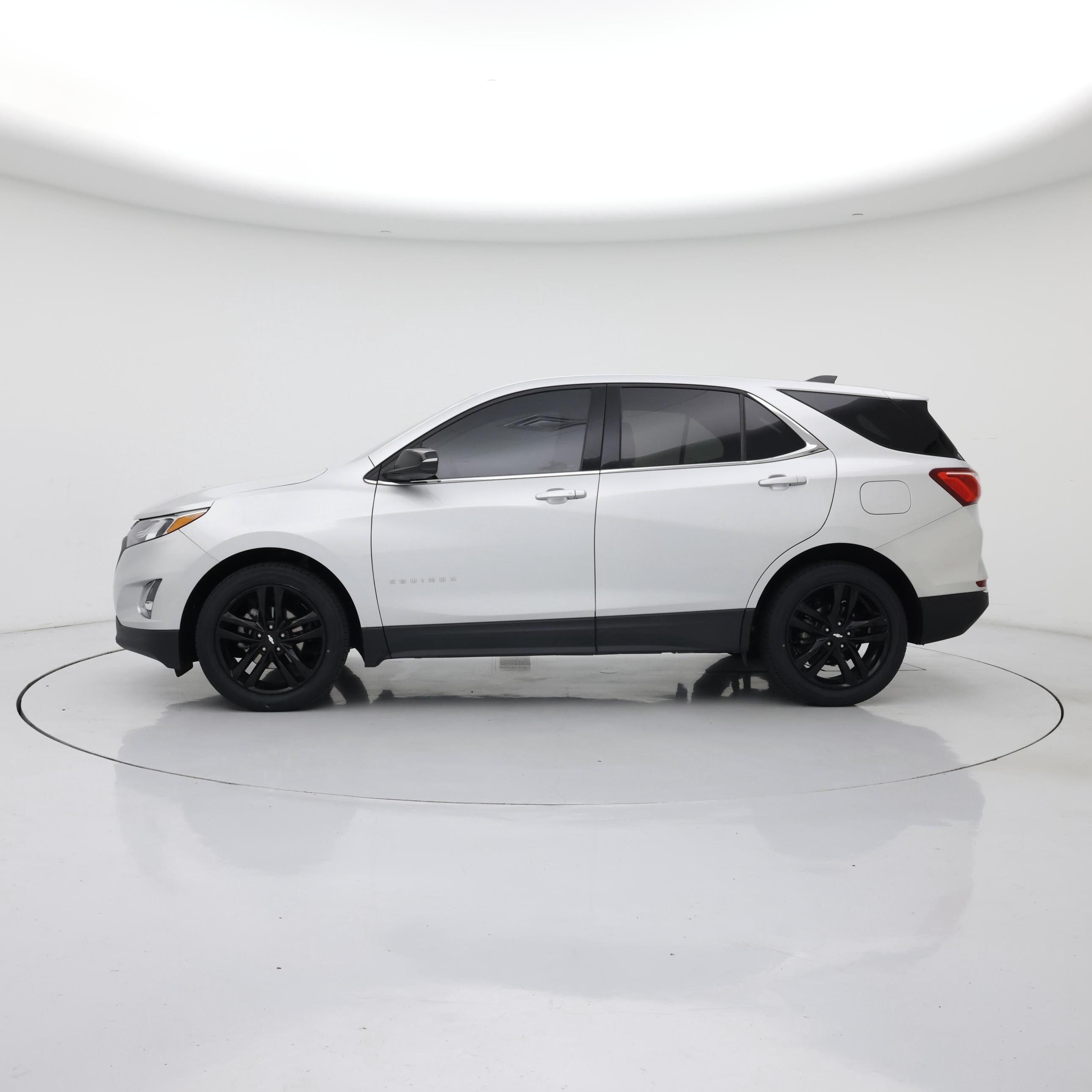 Thumbnail: 2020 Chevrolet Equinox - 3