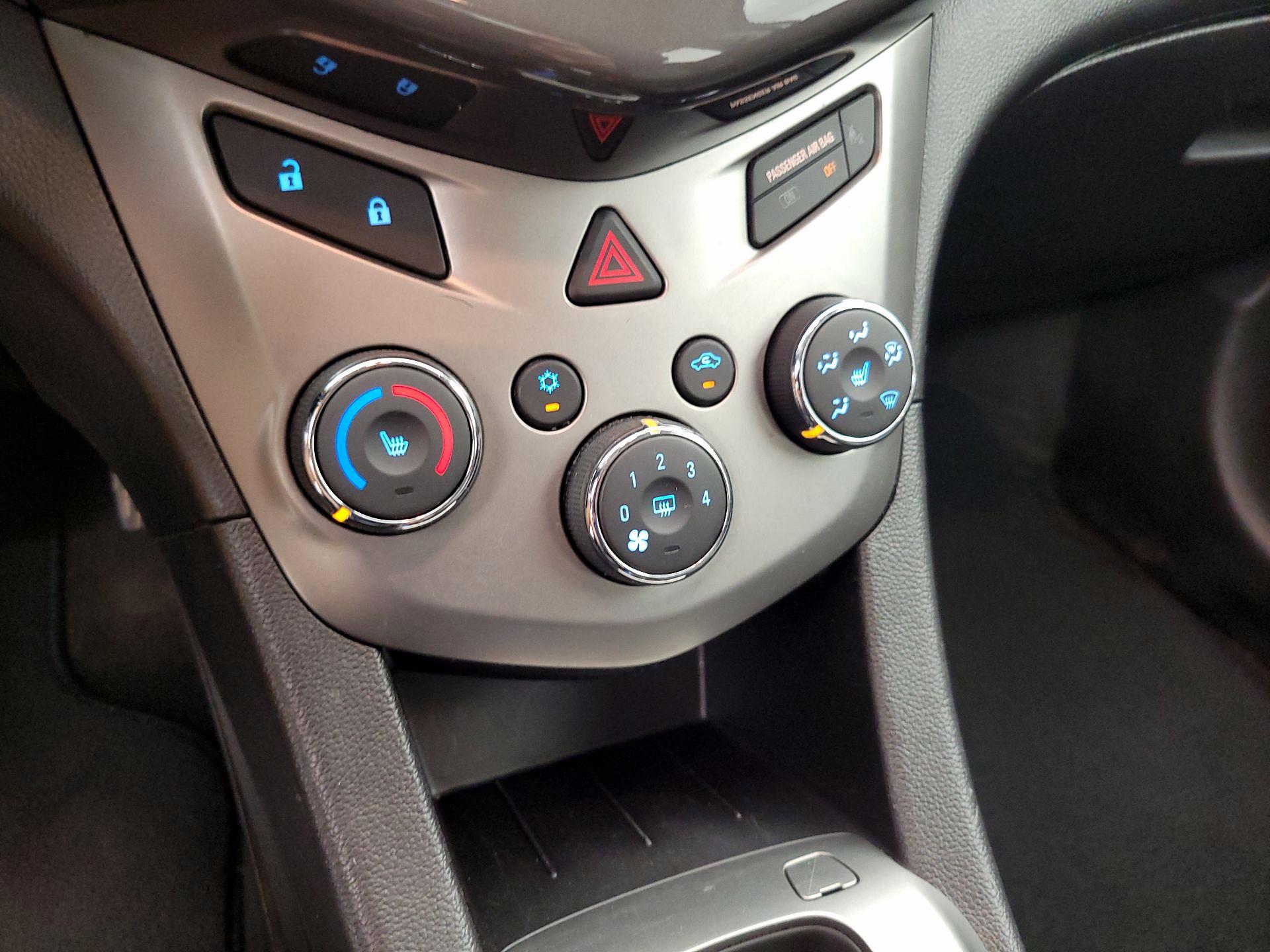 Thumbnail: 2016 Chevrolet Sonic - 16