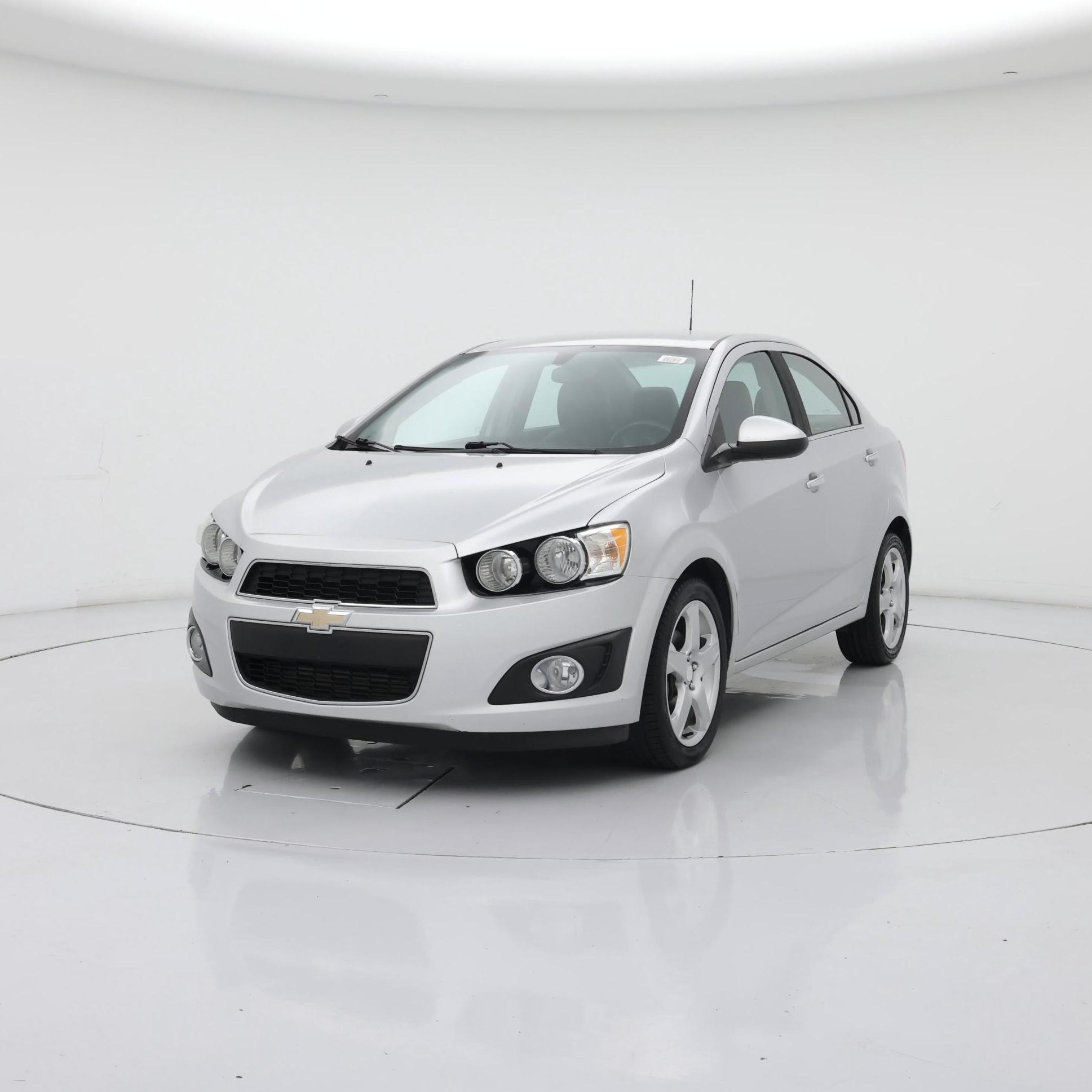 Thumbnail: 2016 Chevrolet Sonic - 4