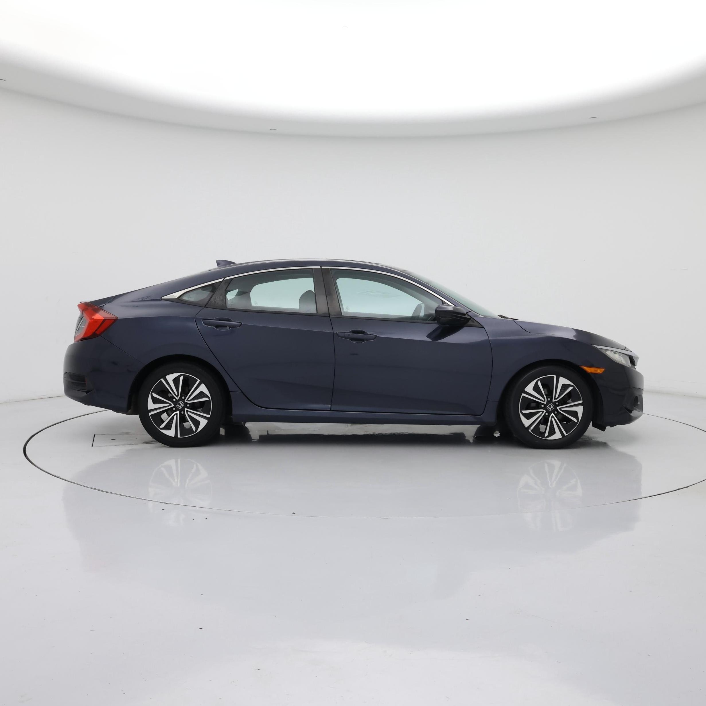 Thumbnail: 2016 Honda Civic - 7