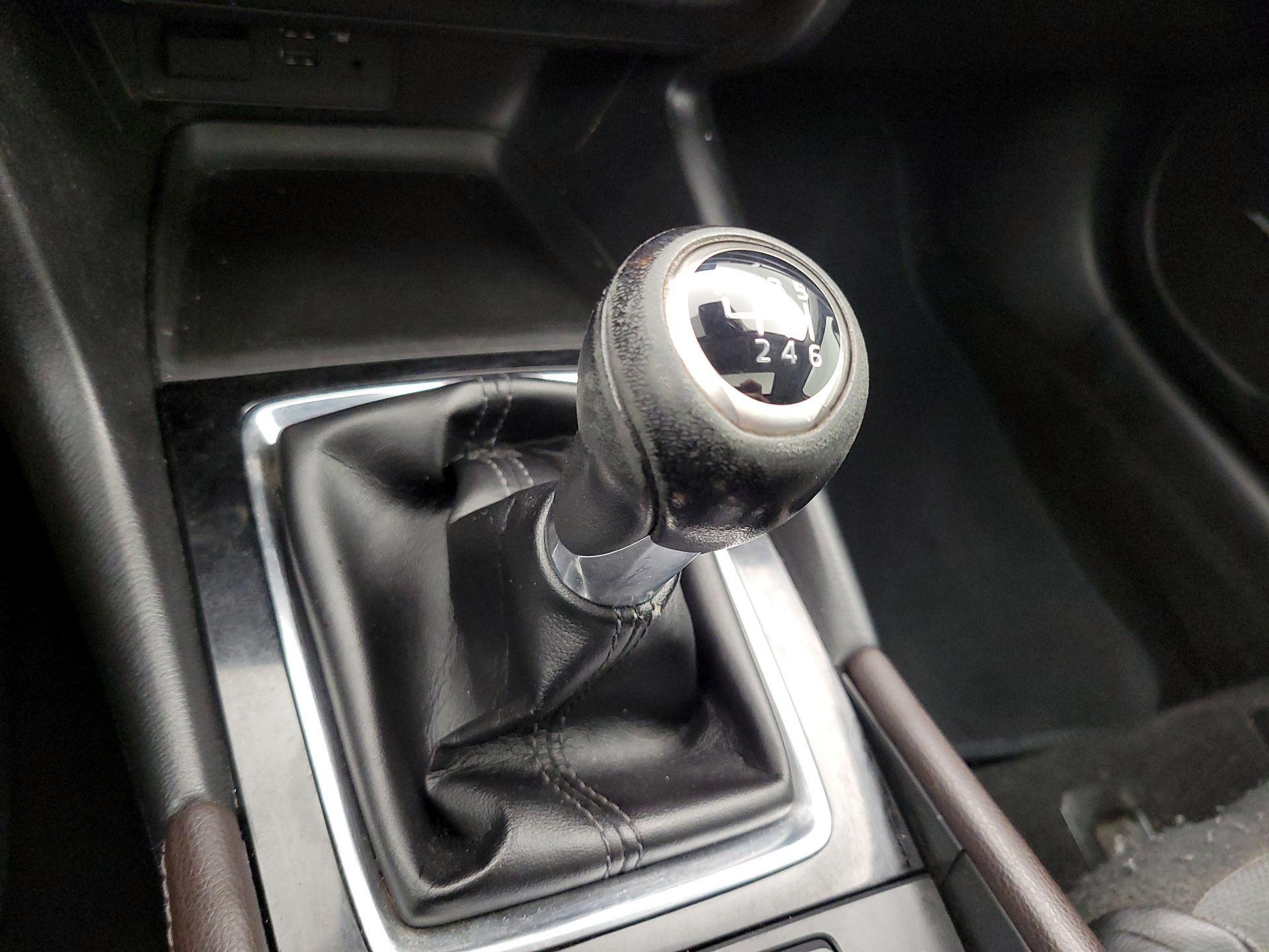 Thumbnail: 2018 Mazda Mazda3 - 17