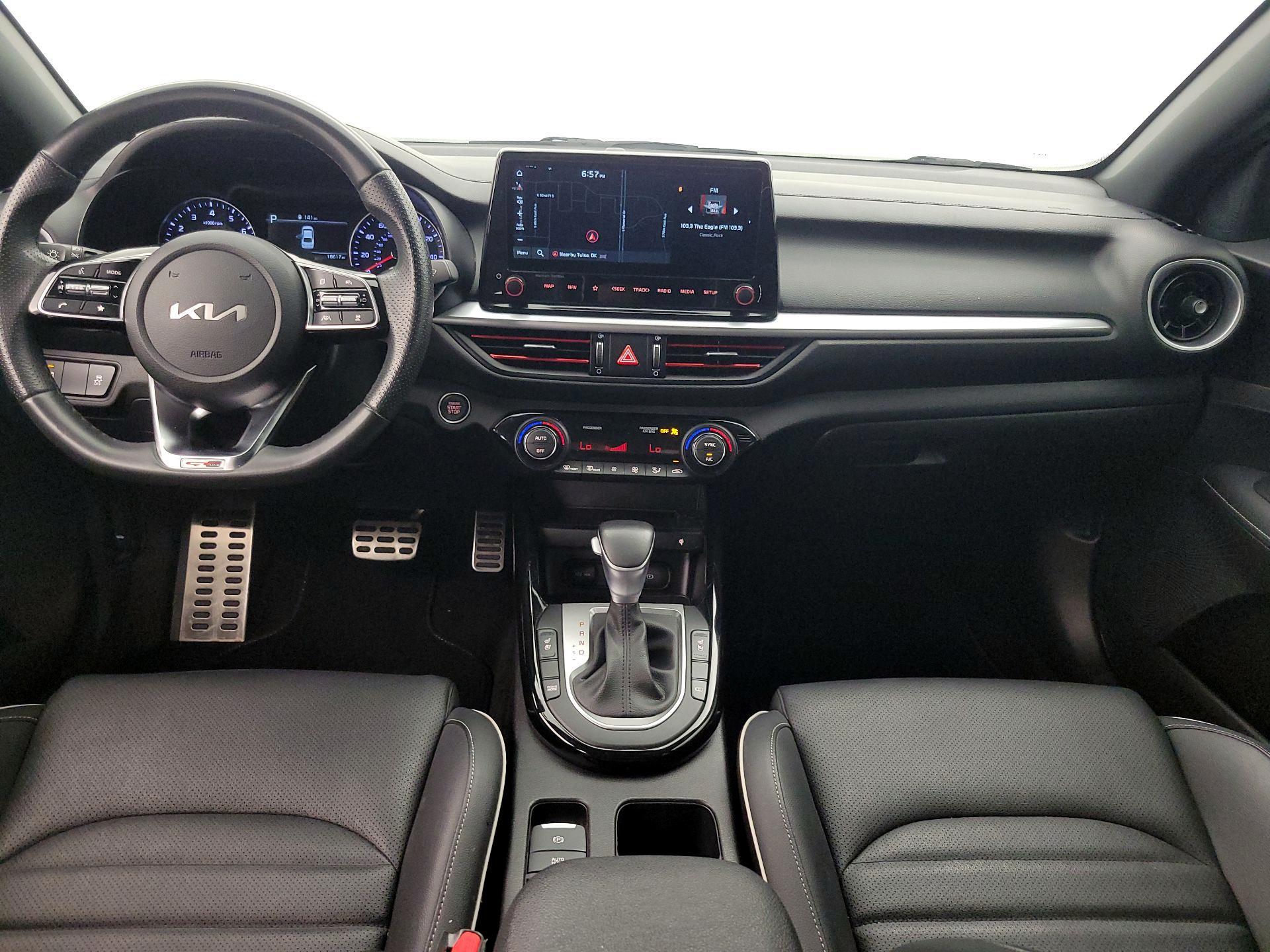 Thumbnail: 2023 Kia Forte - 9