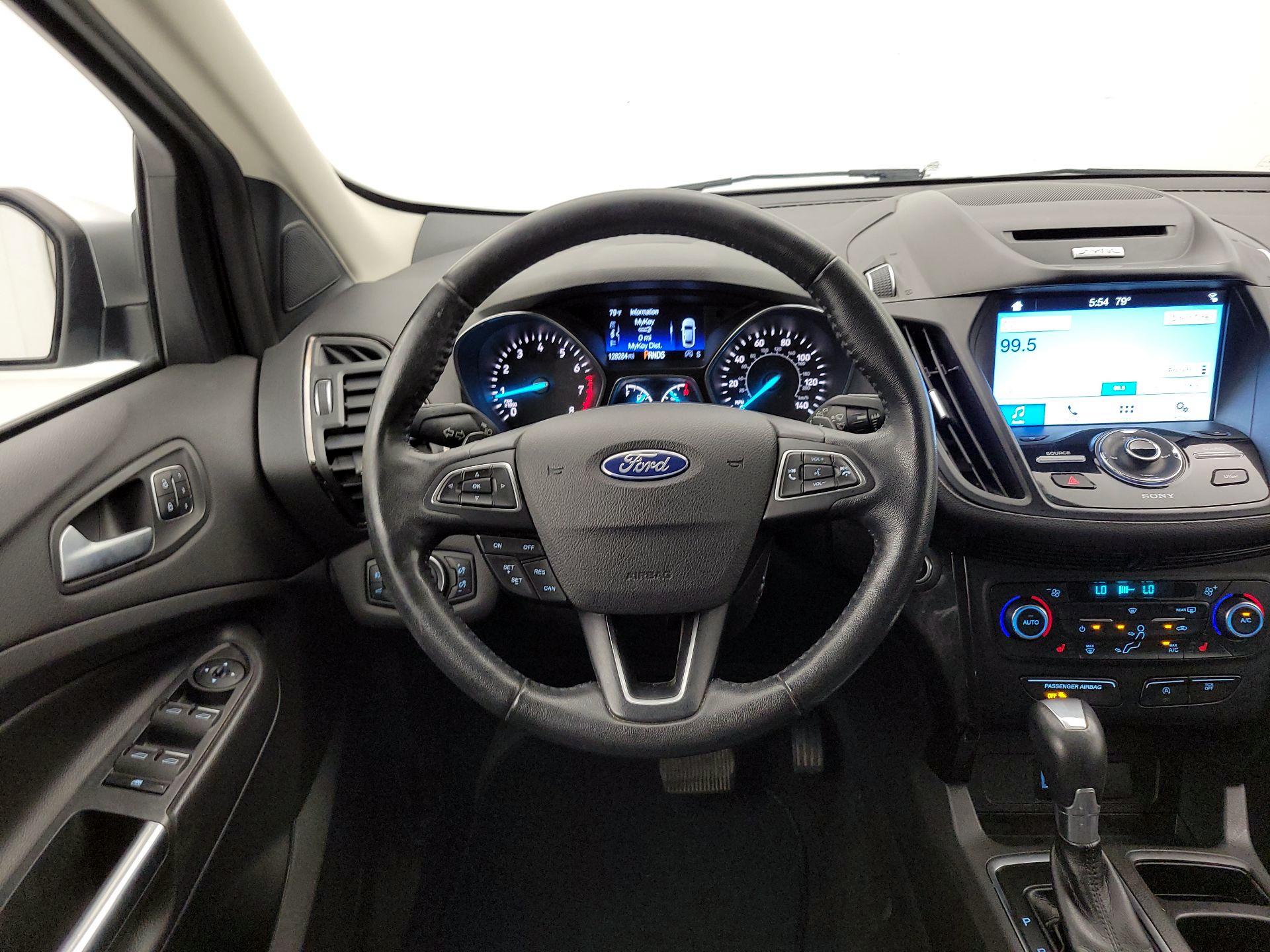 Thumbnail: 2017 Ford Escape - 10