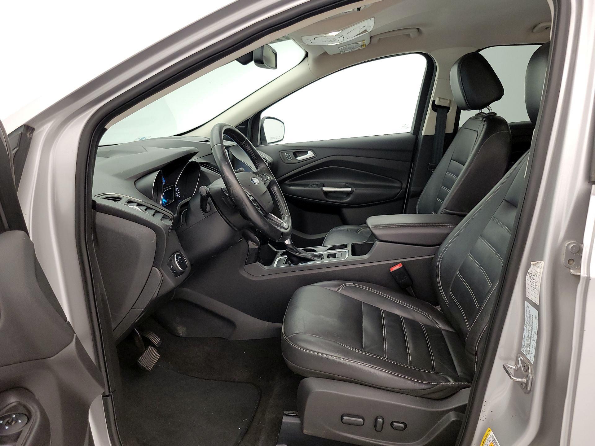 Thumbnail: 2017 Ford Escape - 11