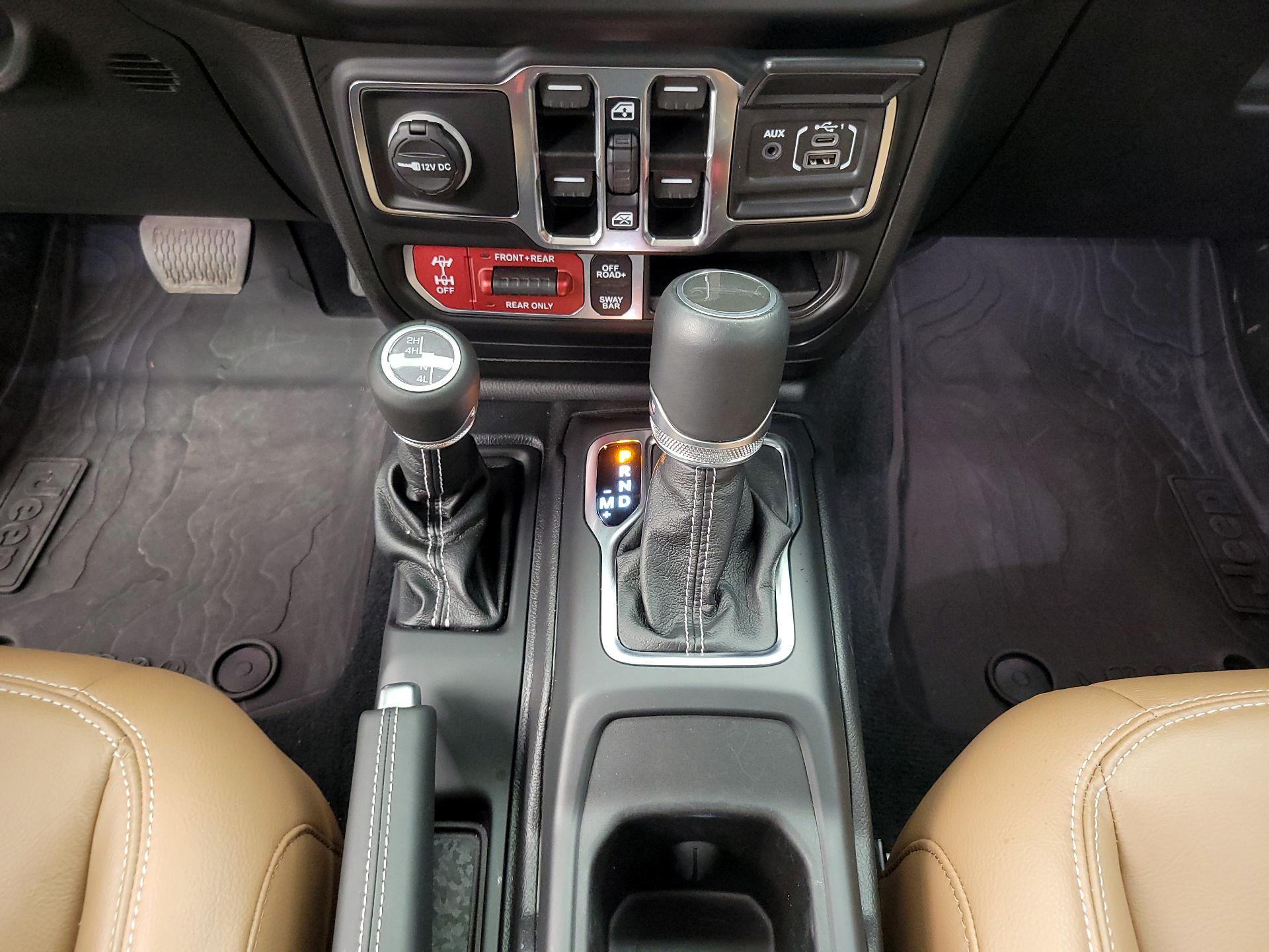 Thumbnail: 2023 Jeep Gladiator - 18