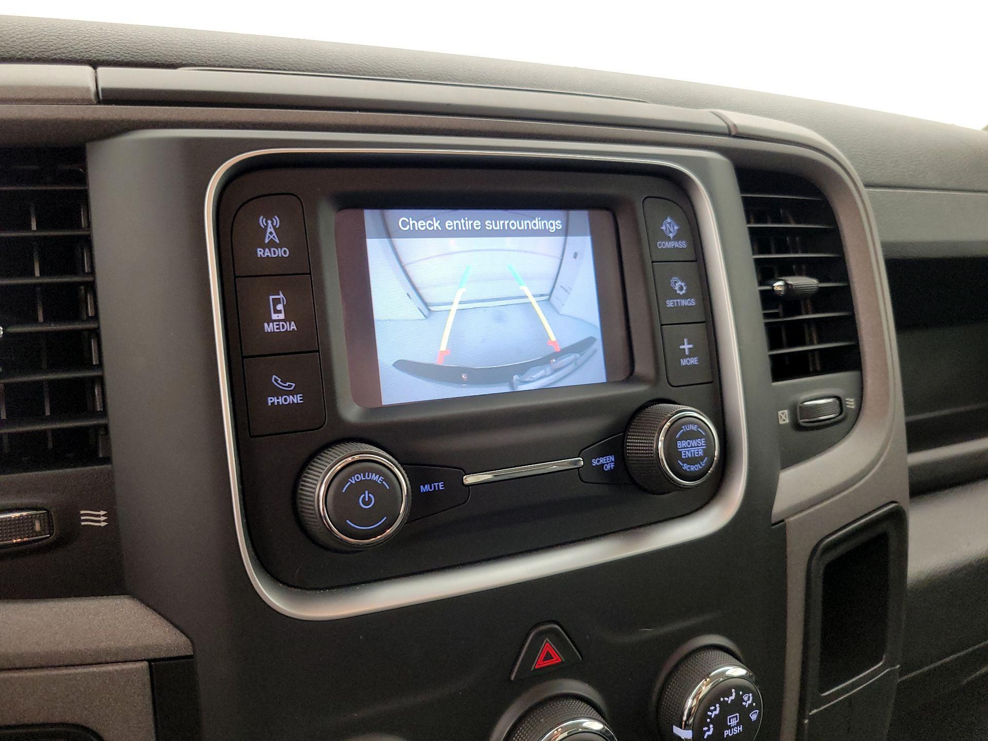 Thumbnail: 2021 RAM 1500 Classic - 14