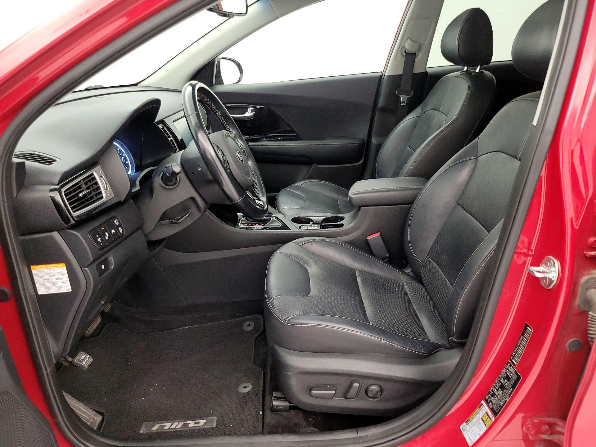 Thumbnail: 2018 Kia Niro - 11
