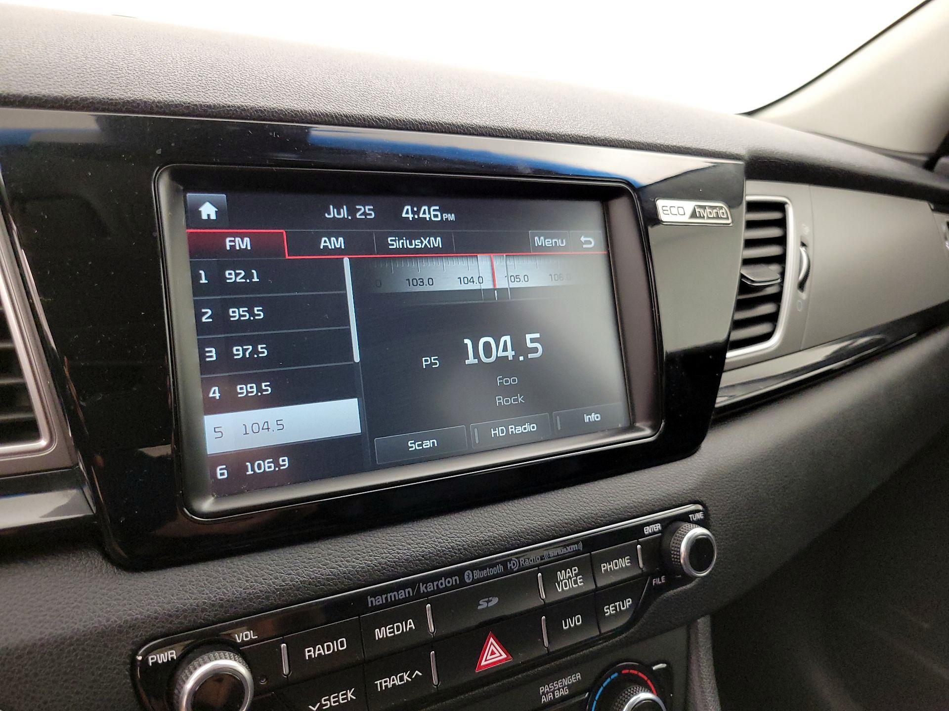 Thumbnail: 2018 Kia Niro - 16