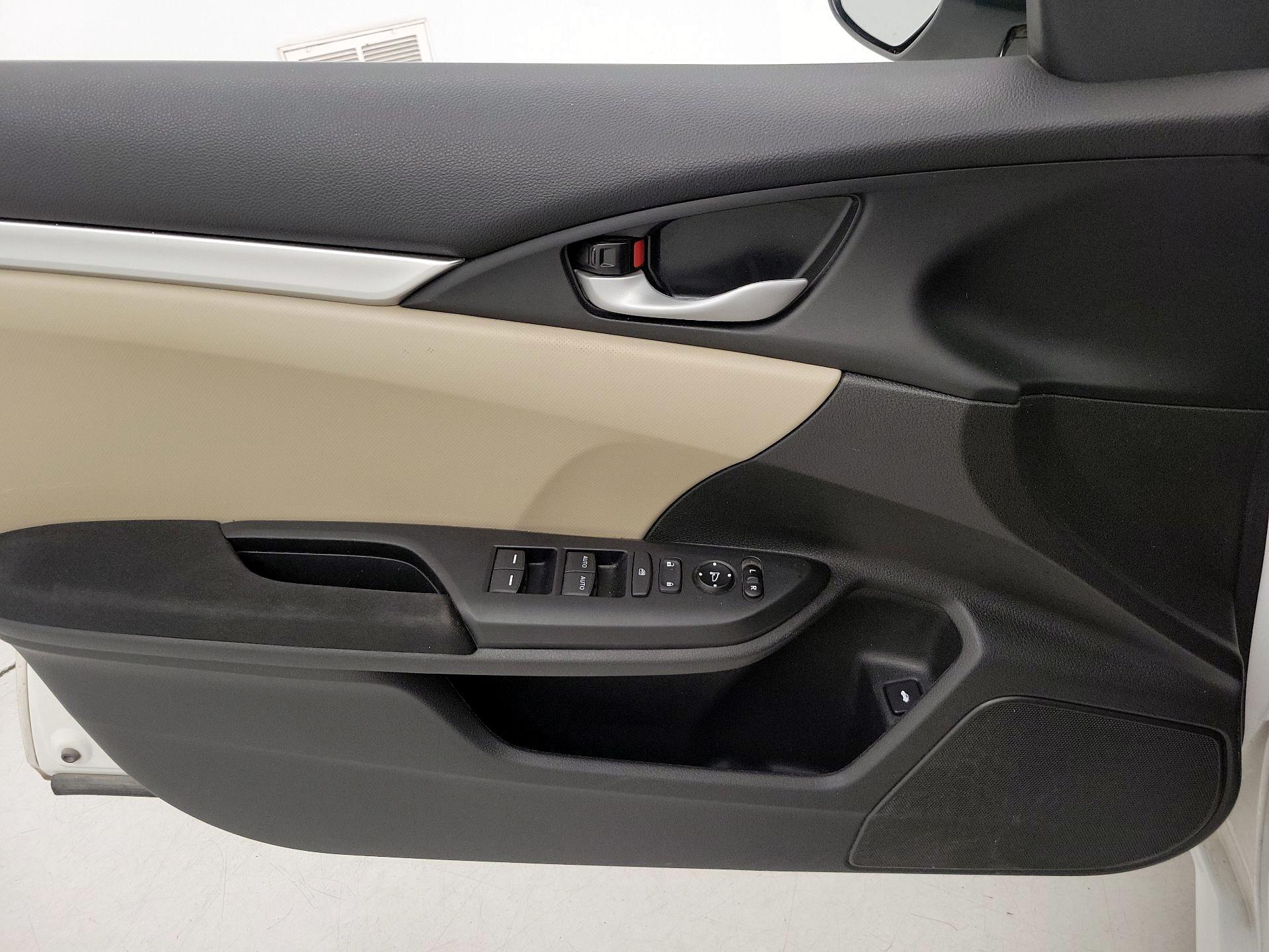 Thumbnail: 2020 Honda Civic - 12