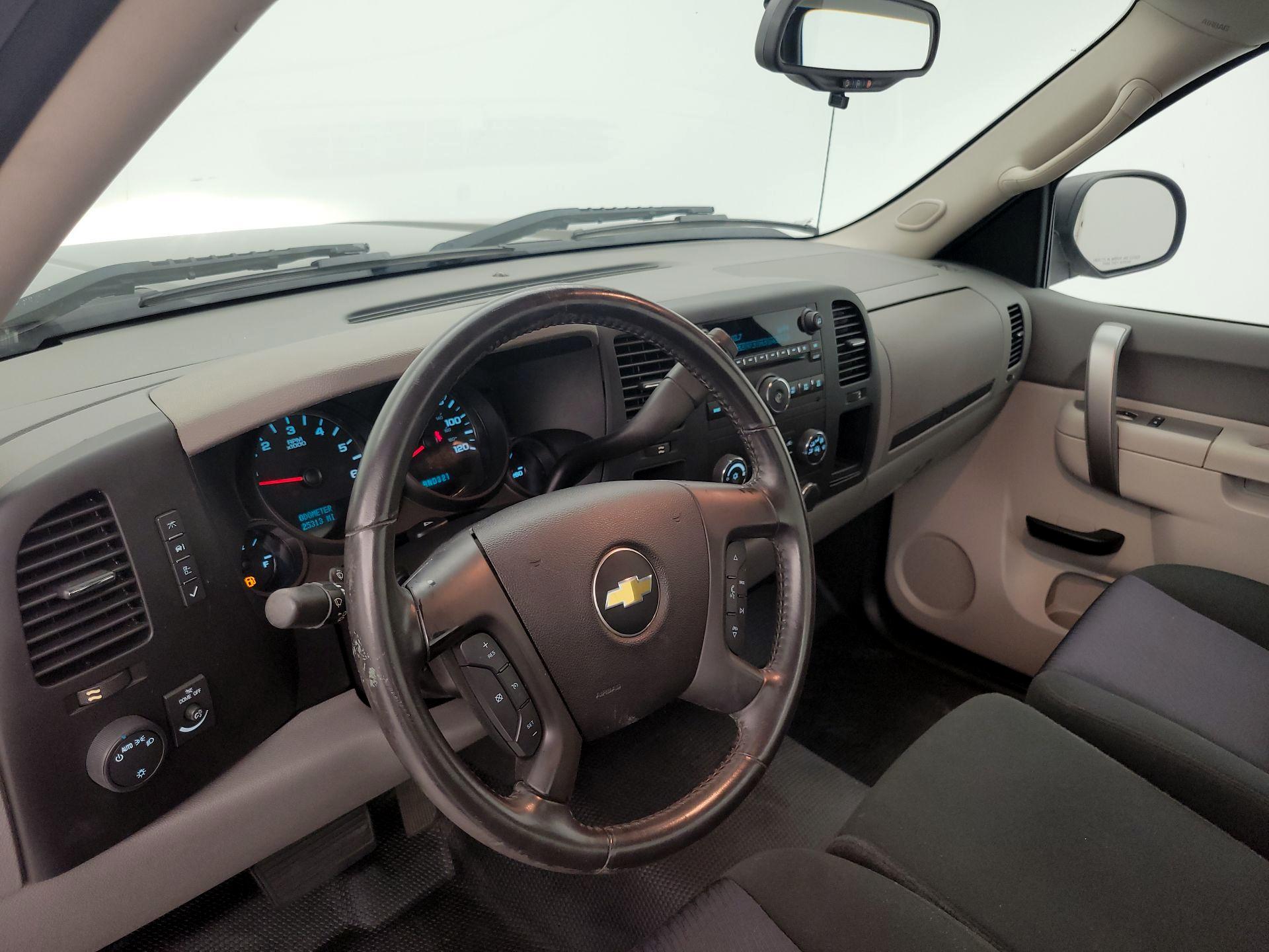 Thumbnail: 2013 Chevrolet Silverado 1500 - 9