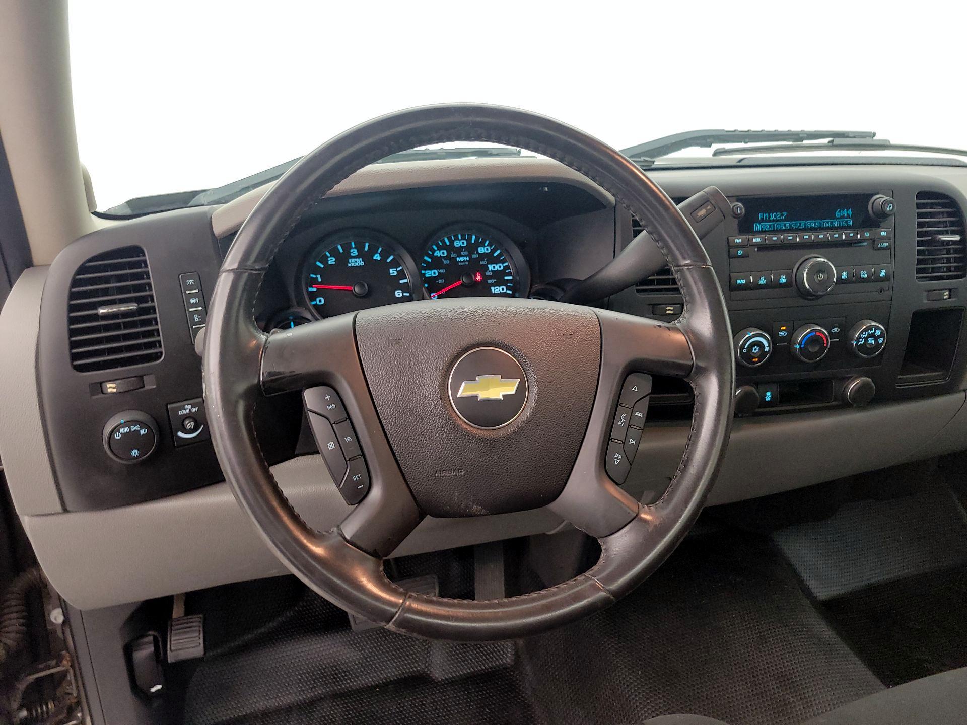 Thumbnail: 2013 Chevrolet Silverado 1500 - 10