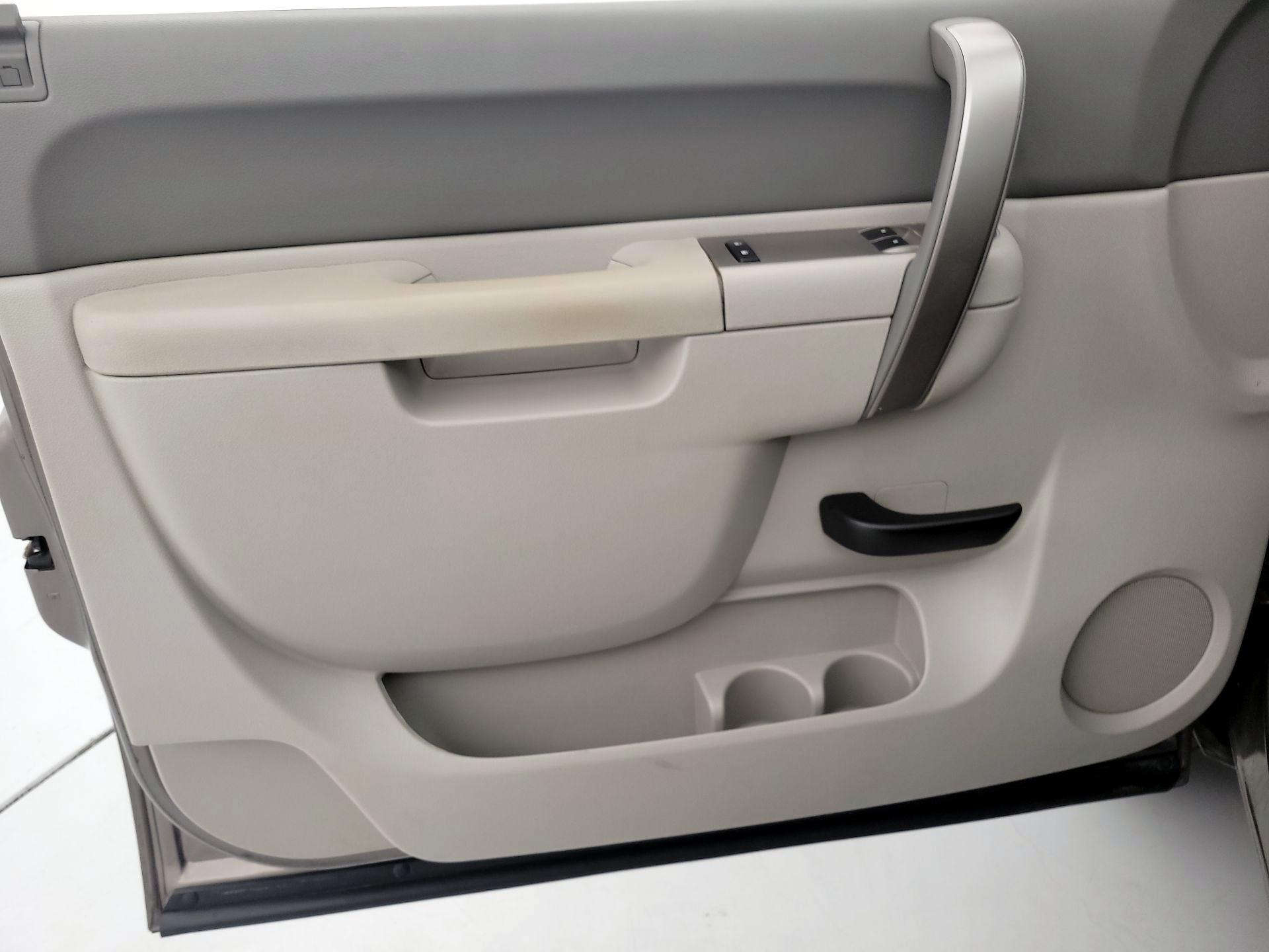 Thumbnail: 2013 Chevrolet Silverado 1500 - 12