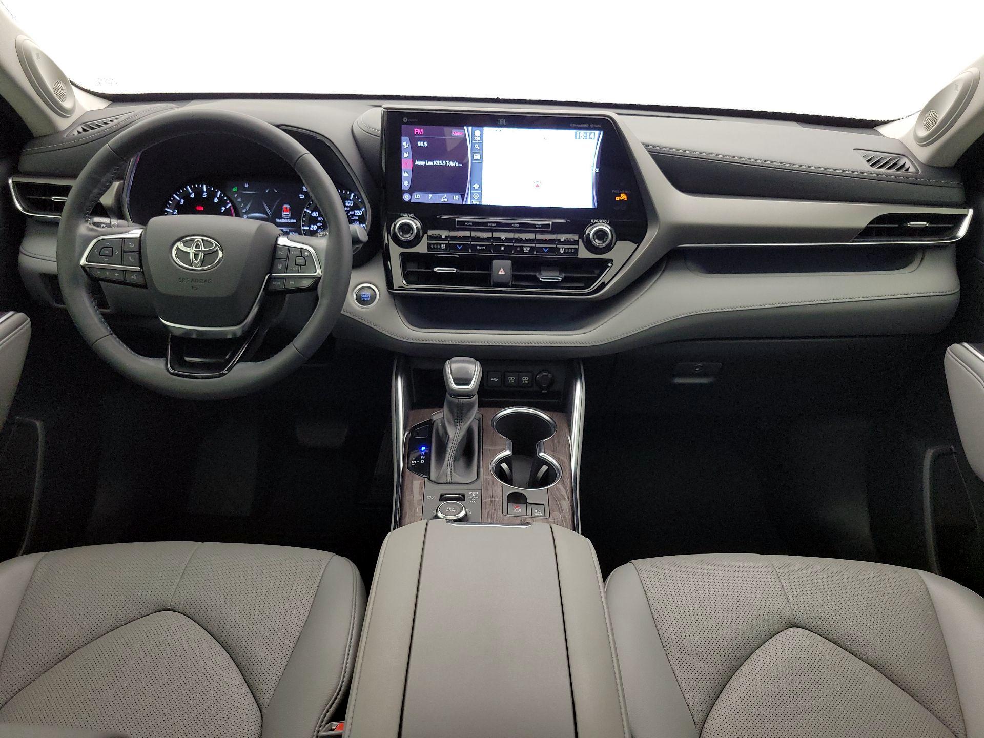Thumbnail: 2021 Toyota Highlander - 9