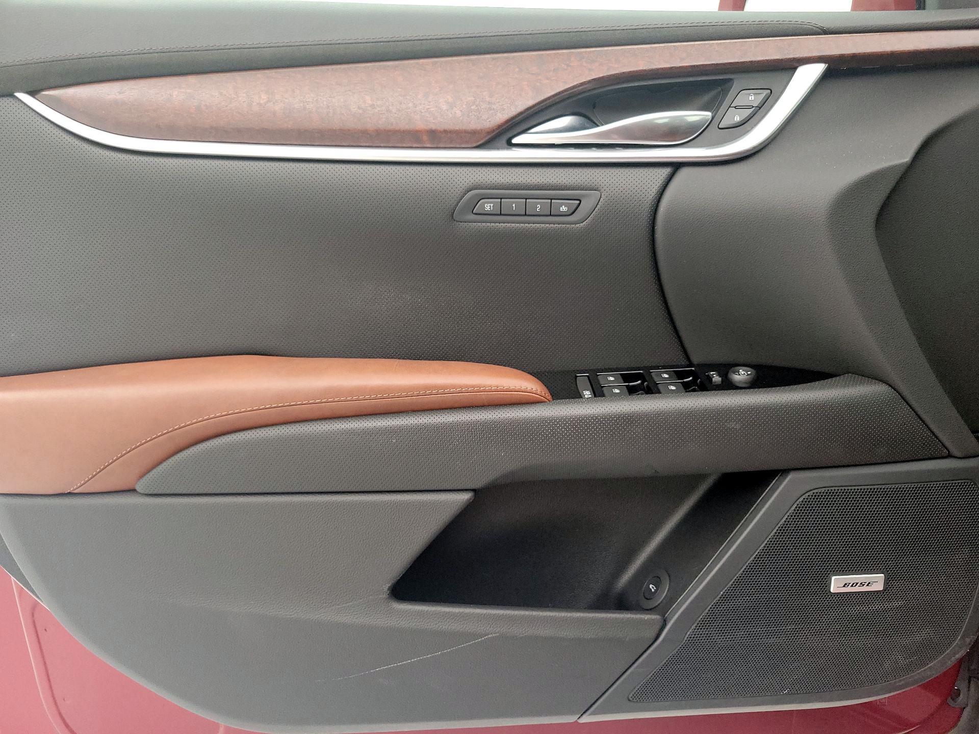 Thumbnail: 2019 Cadillac XTS - 12