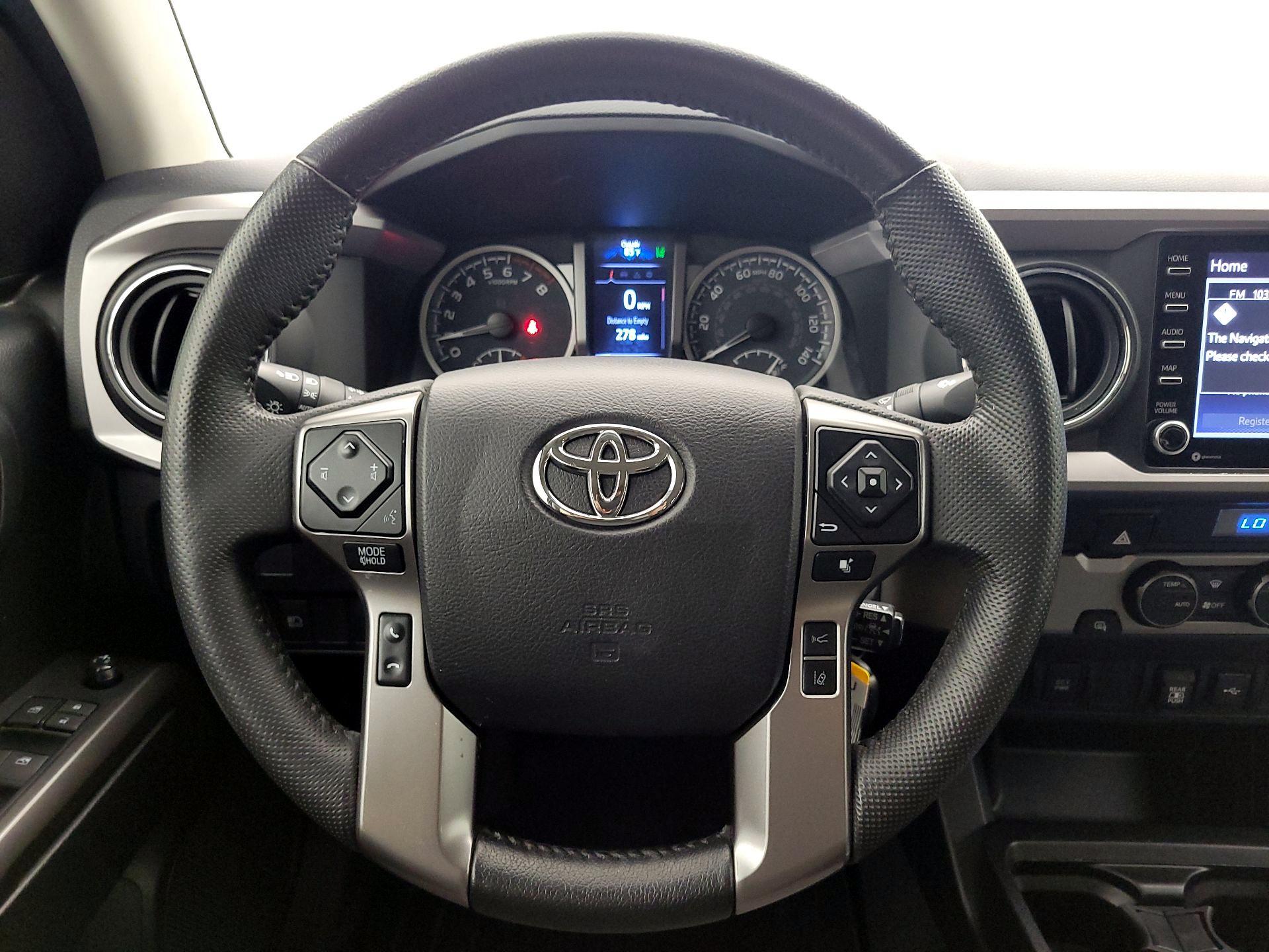 Thumbnail: 2021 Toyota Tacoma - 10