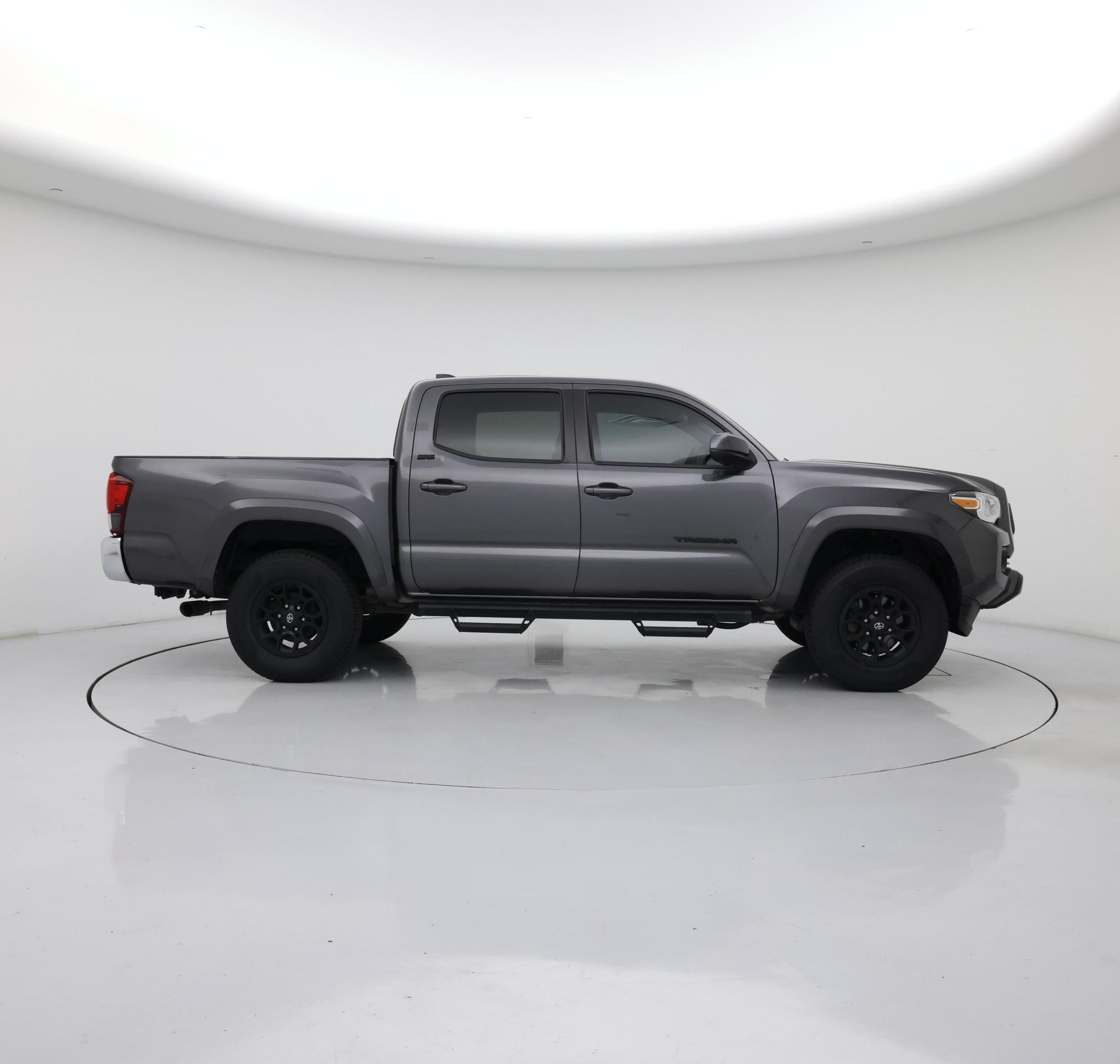 Thumbnail: 2021 Toyota Tacoma - 7