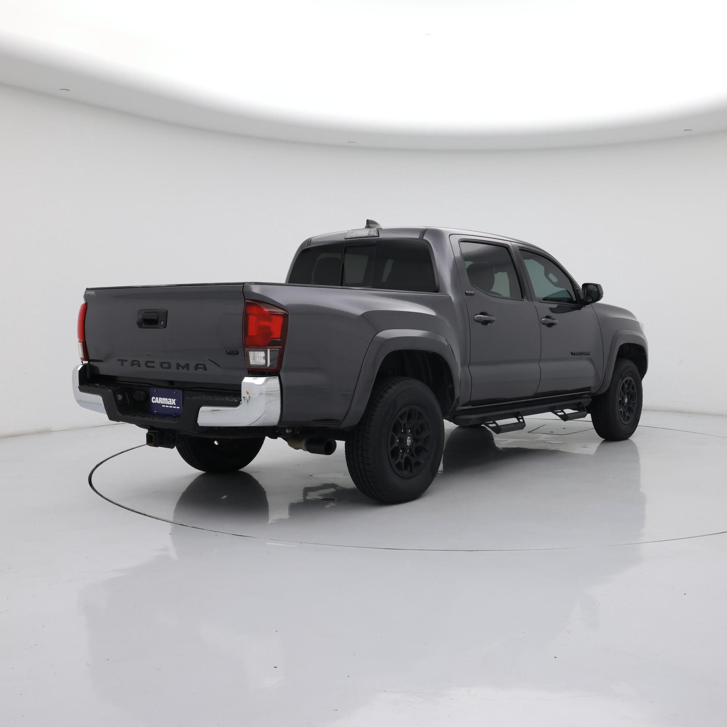 Thumbnail: 2021 Toyota Tacoma - 8