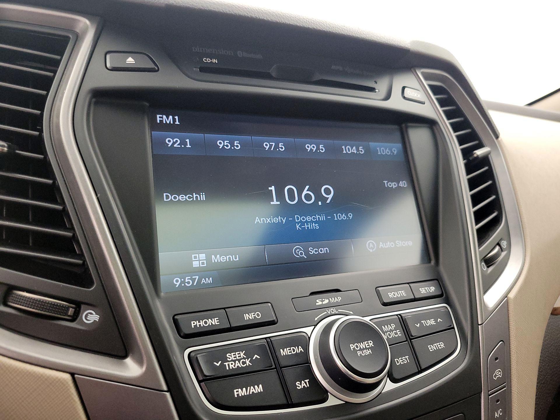 Thumbnail: 2013 Hyundai Santa Fe - 16