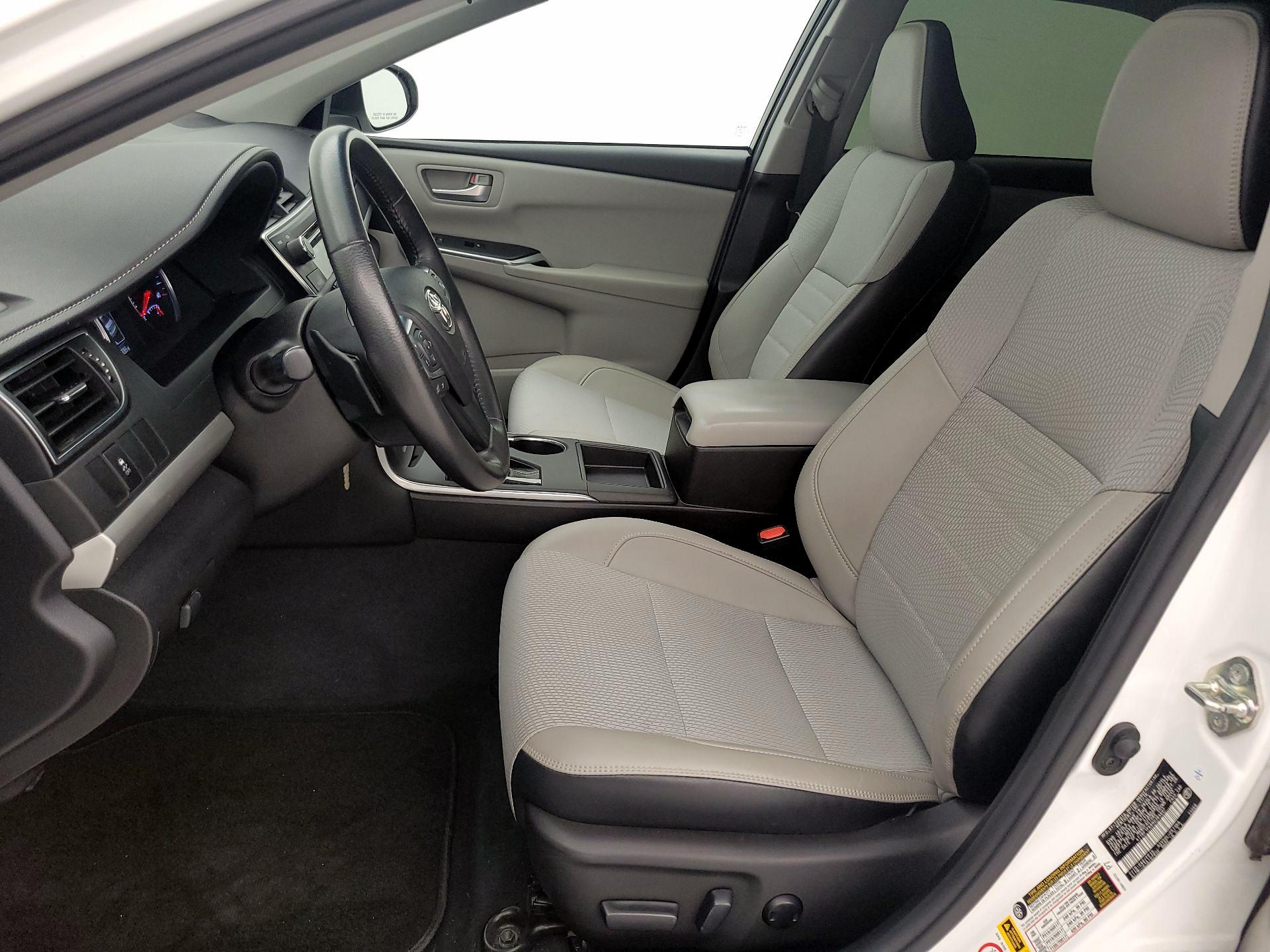 Thumbnail: 2017 Toyota Camry - 11