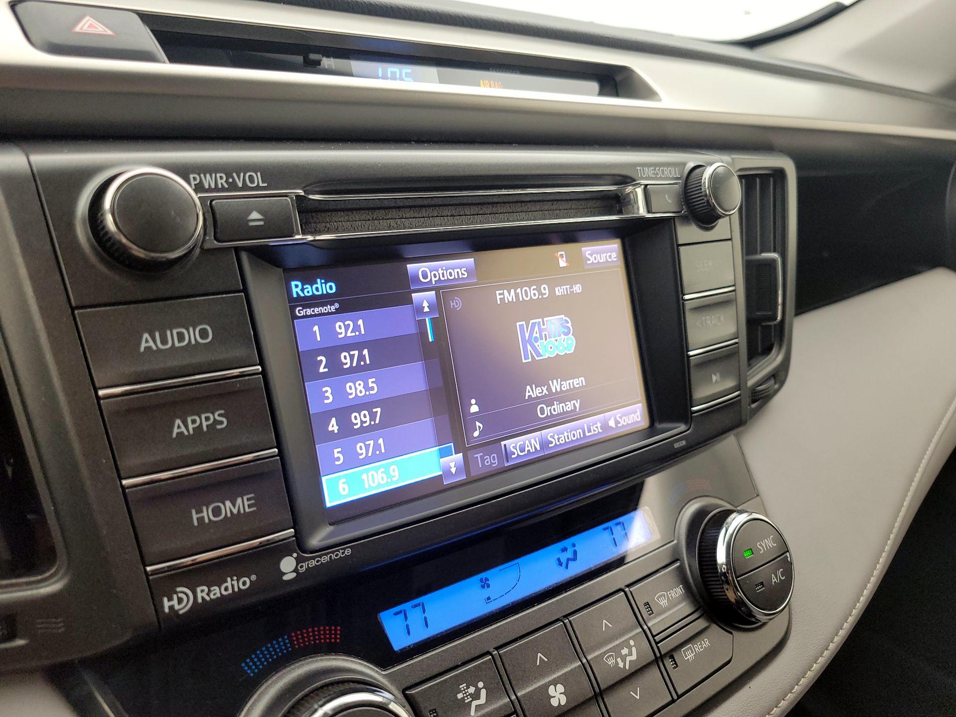 Thumbnail: 2015 Toyota RAV4 - 15