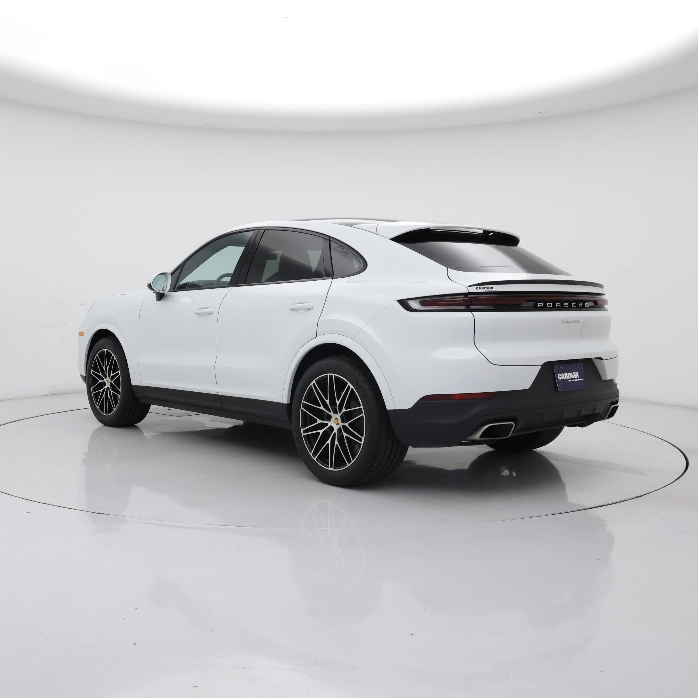 Thumbnail: 2024 Porsche Cayenne - 2