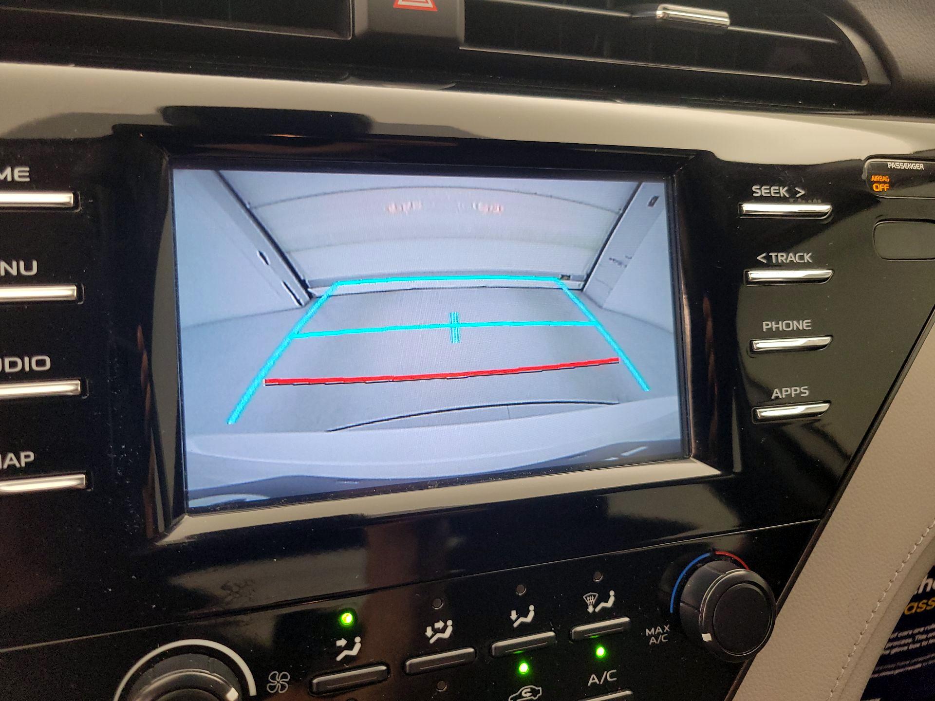 Thumbnail: 2019 Toyota Camry - 14