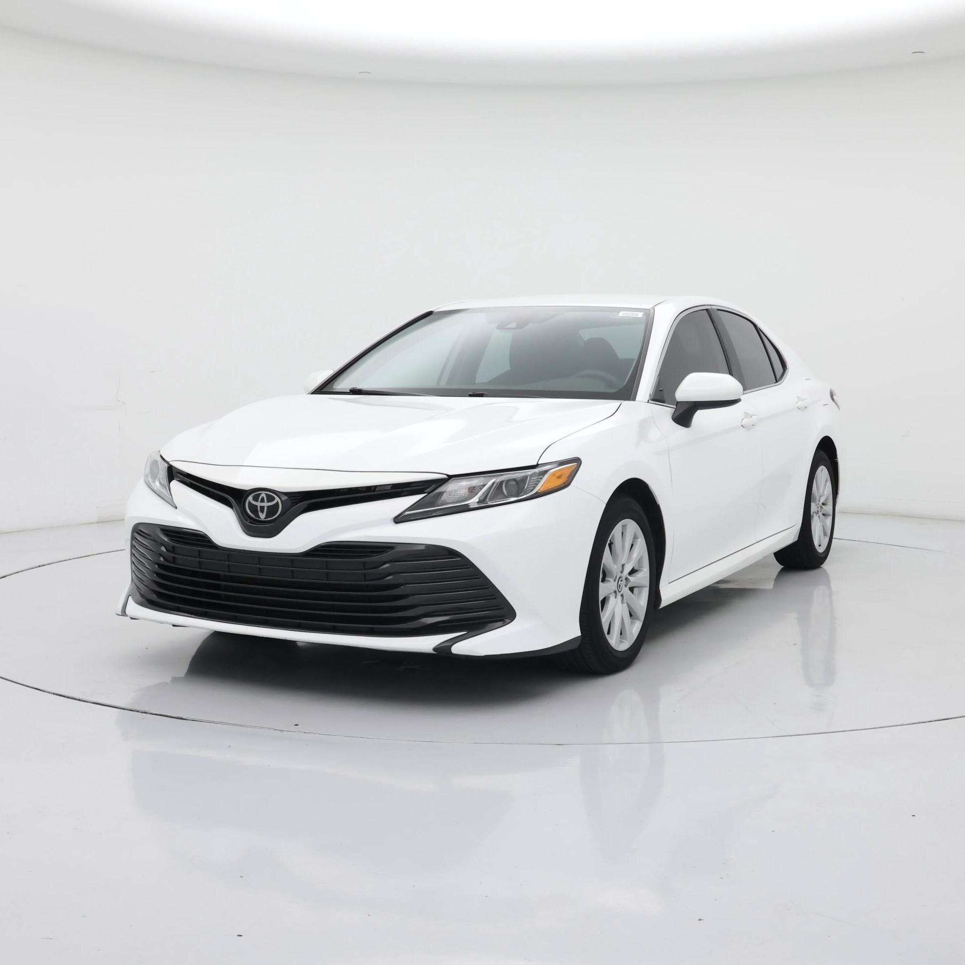 Thumbnail: 2019 Toyota Camry - 4