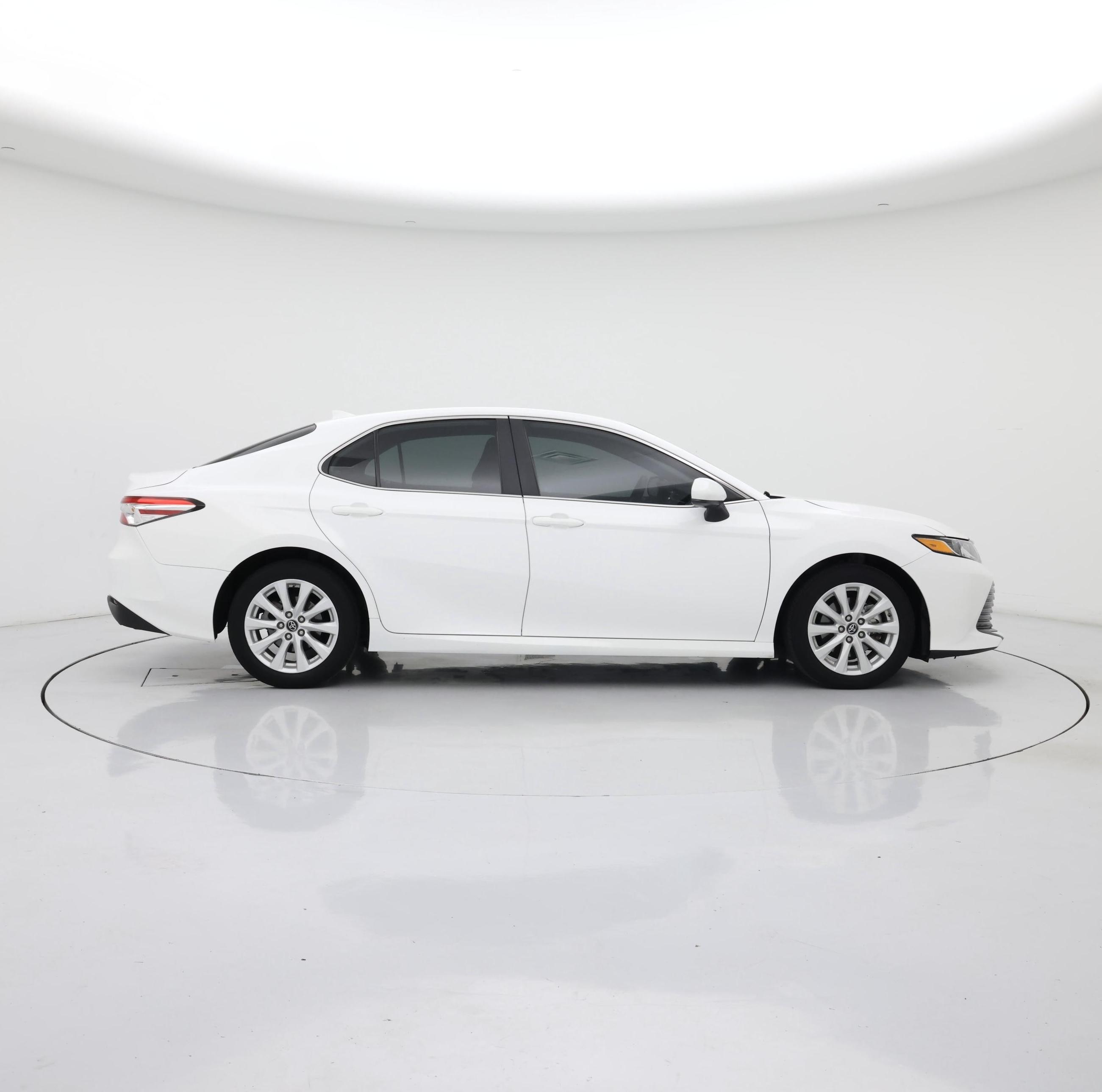 Thumbnail: 2019 Toyota Camry - 7