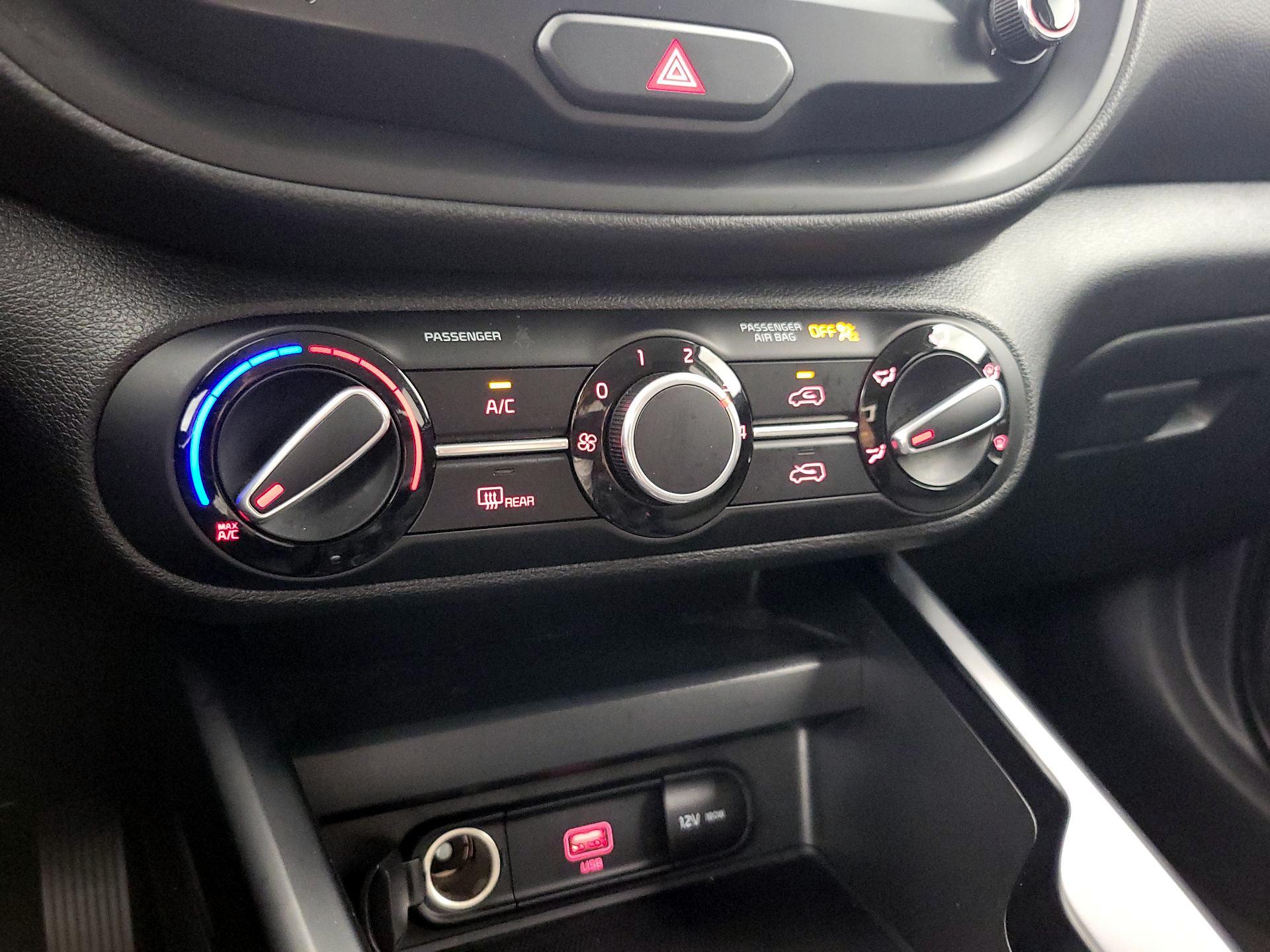 Thumbnail: 2020 Kia Soul - 16
