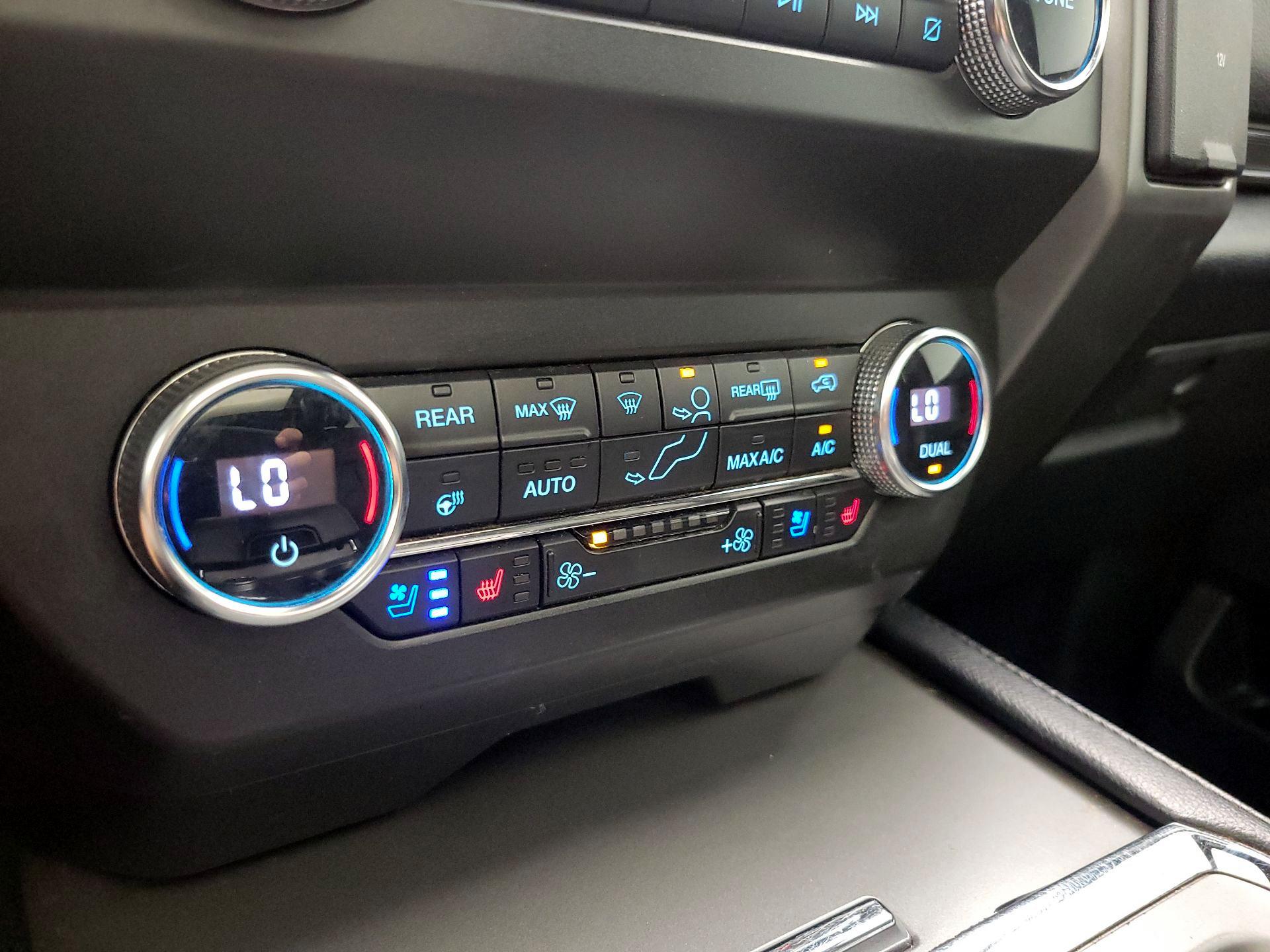 Thumbnail: 2020 Ford Expedition - 17
