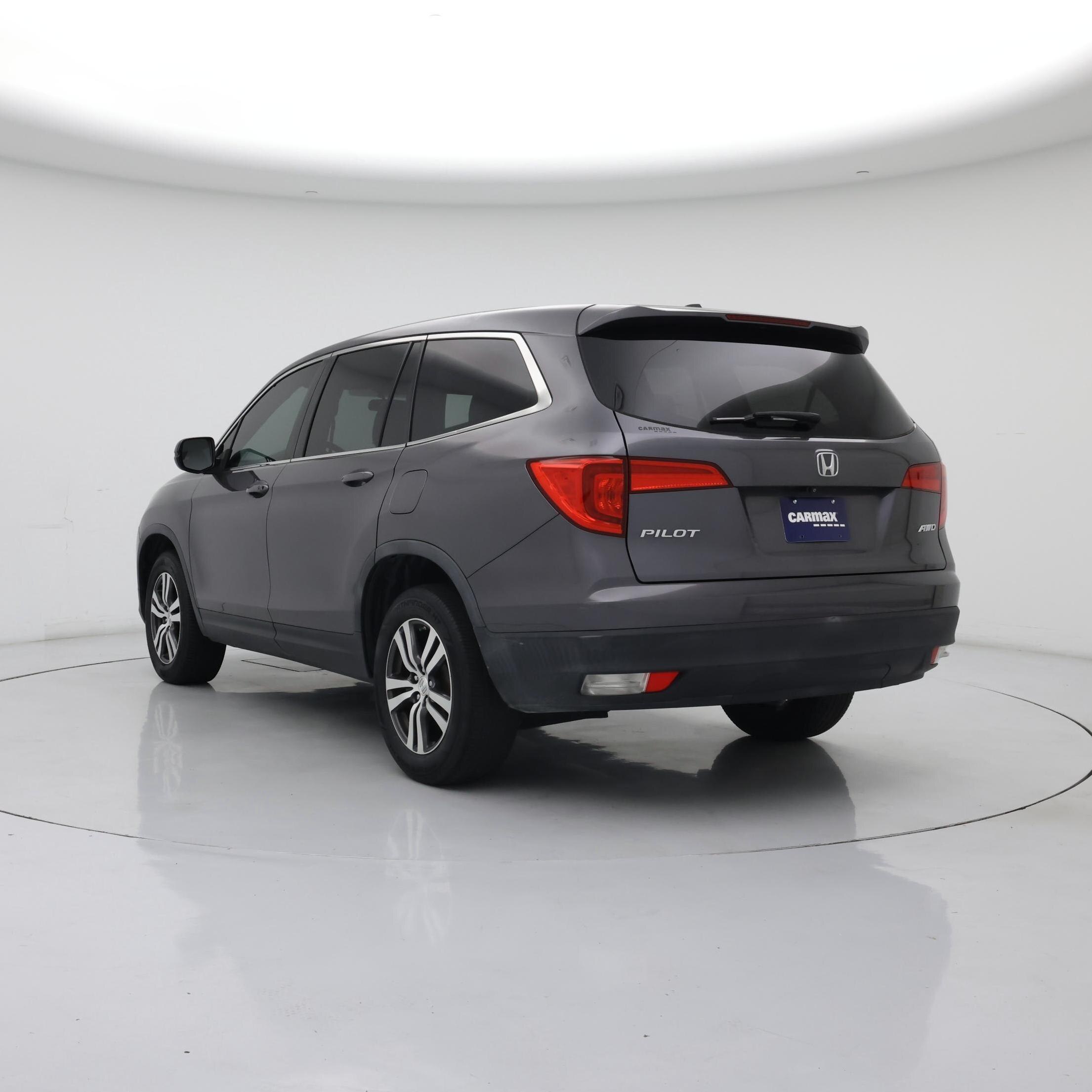 Thumbnail: 2018 Honda Pilot - 2