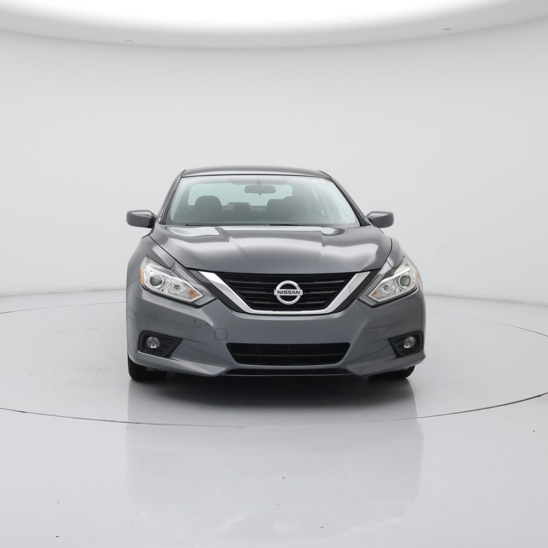 Thumbnail: 2017 Nissan Altima - 5