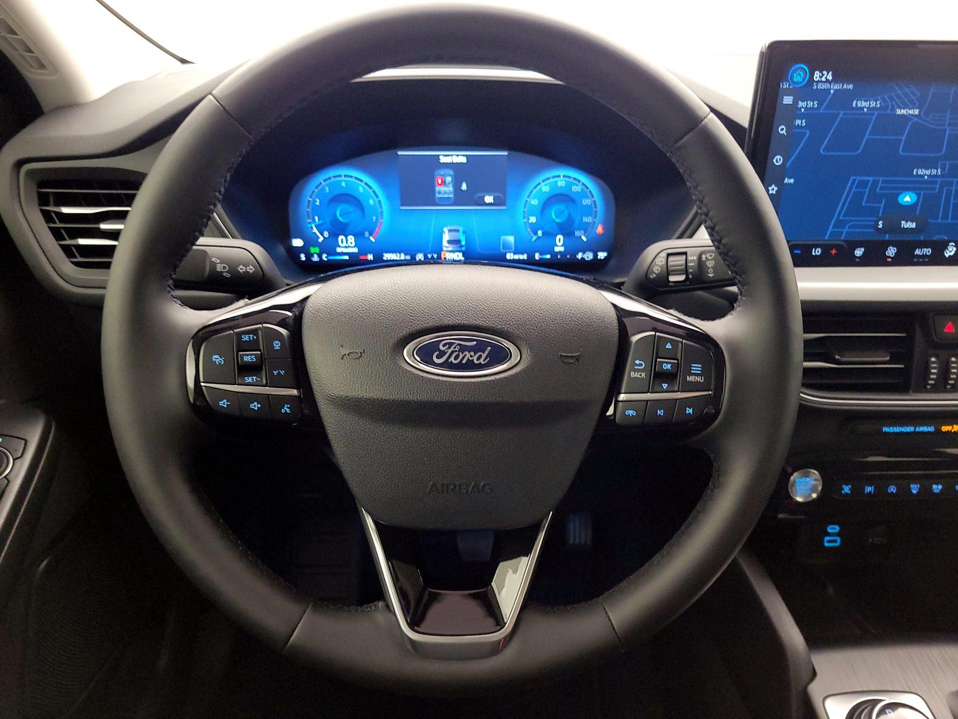 Thumbnail: 2023 Ford Escape - 10