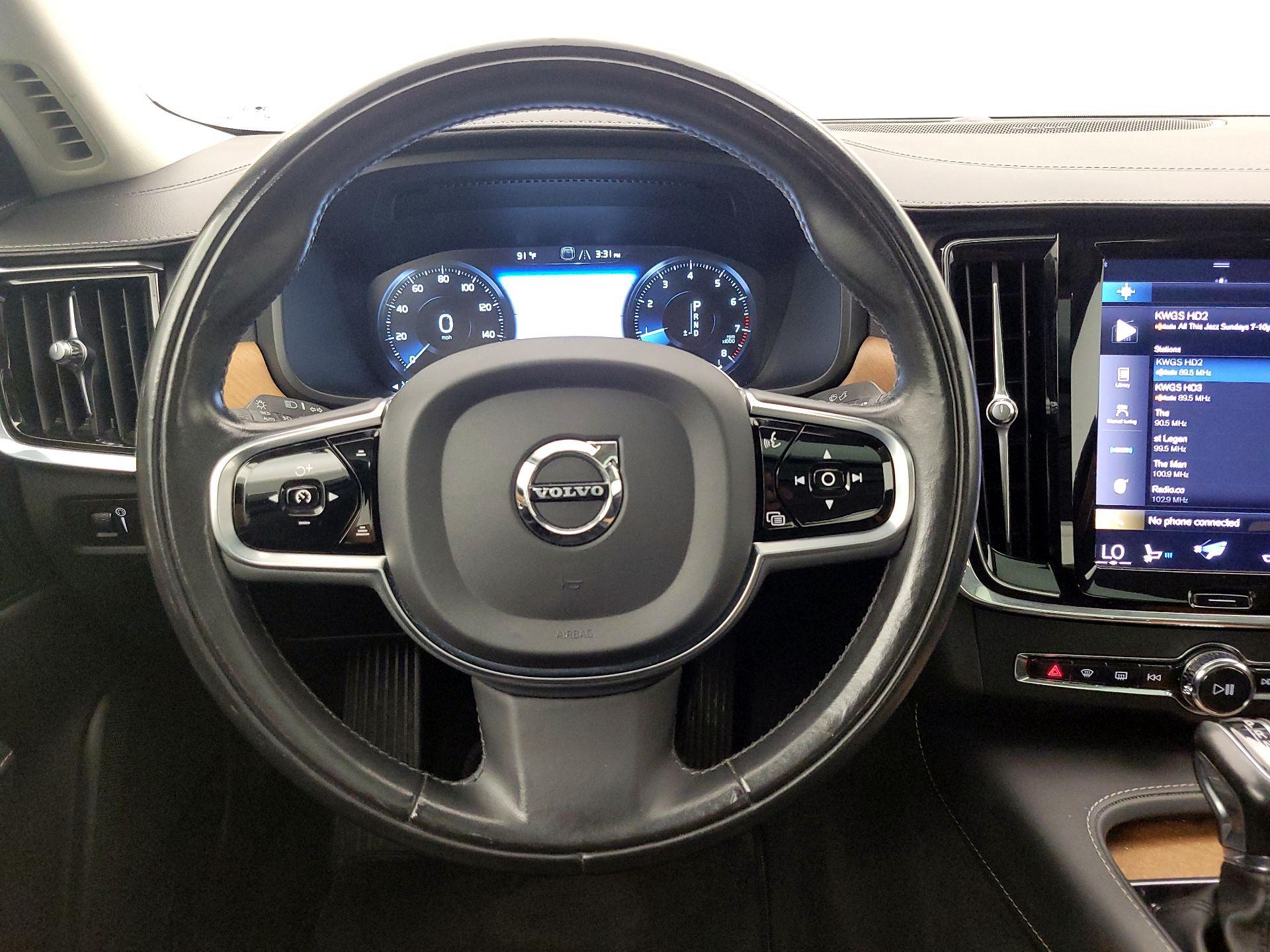 Thumbnail: 2020 Volvo S90 - 10