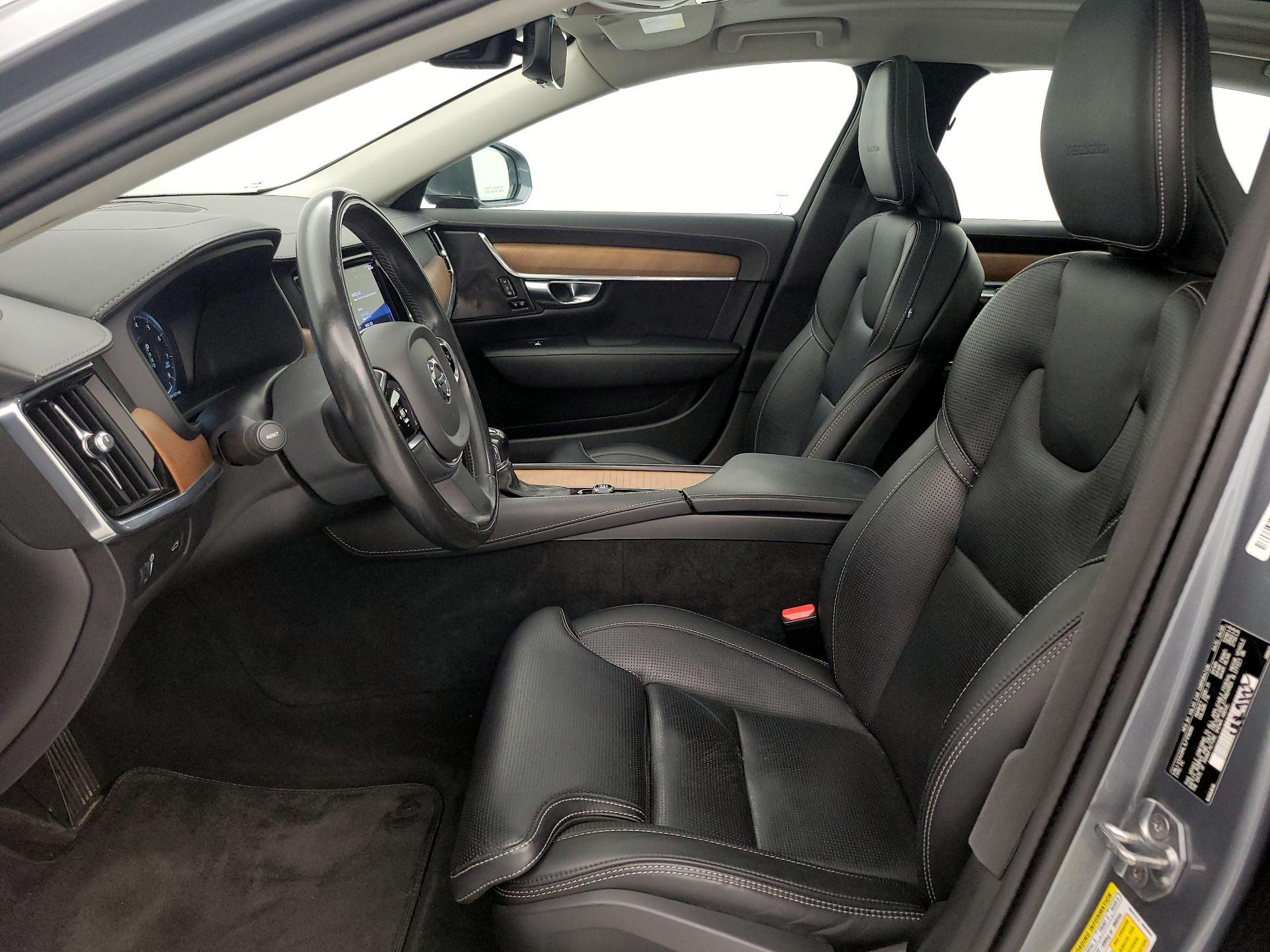 Thumbnail: 2020 Volvo S90 - 11