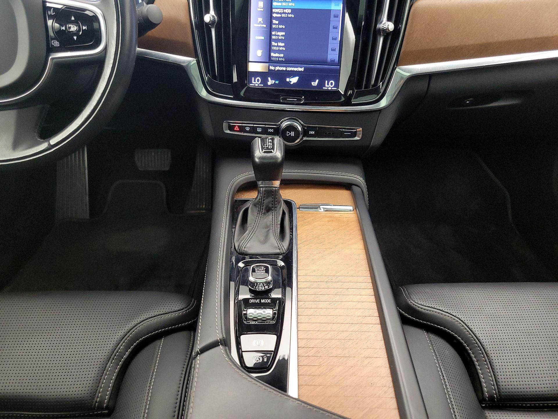 Thumbnail: 2020 Volvo S90 - 18