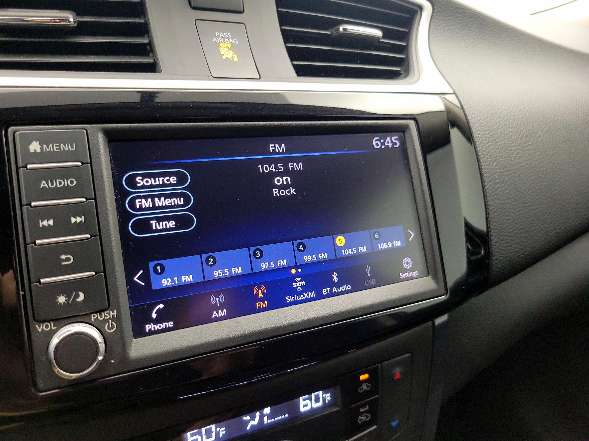 Thumbnail: 2019 Nissan Sentra - 15