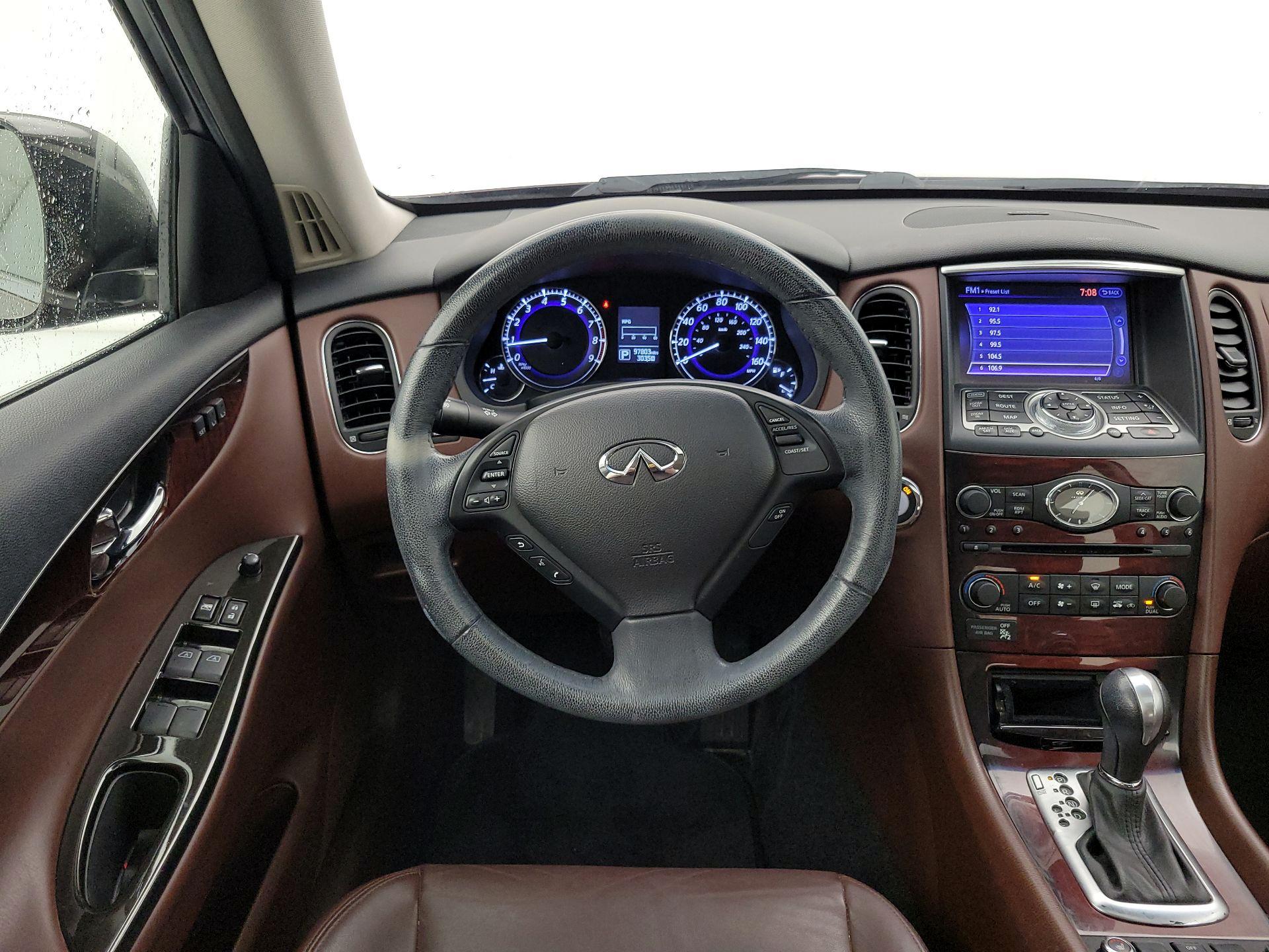 Thumbnail: 2017 INFINITI QX50 - 10