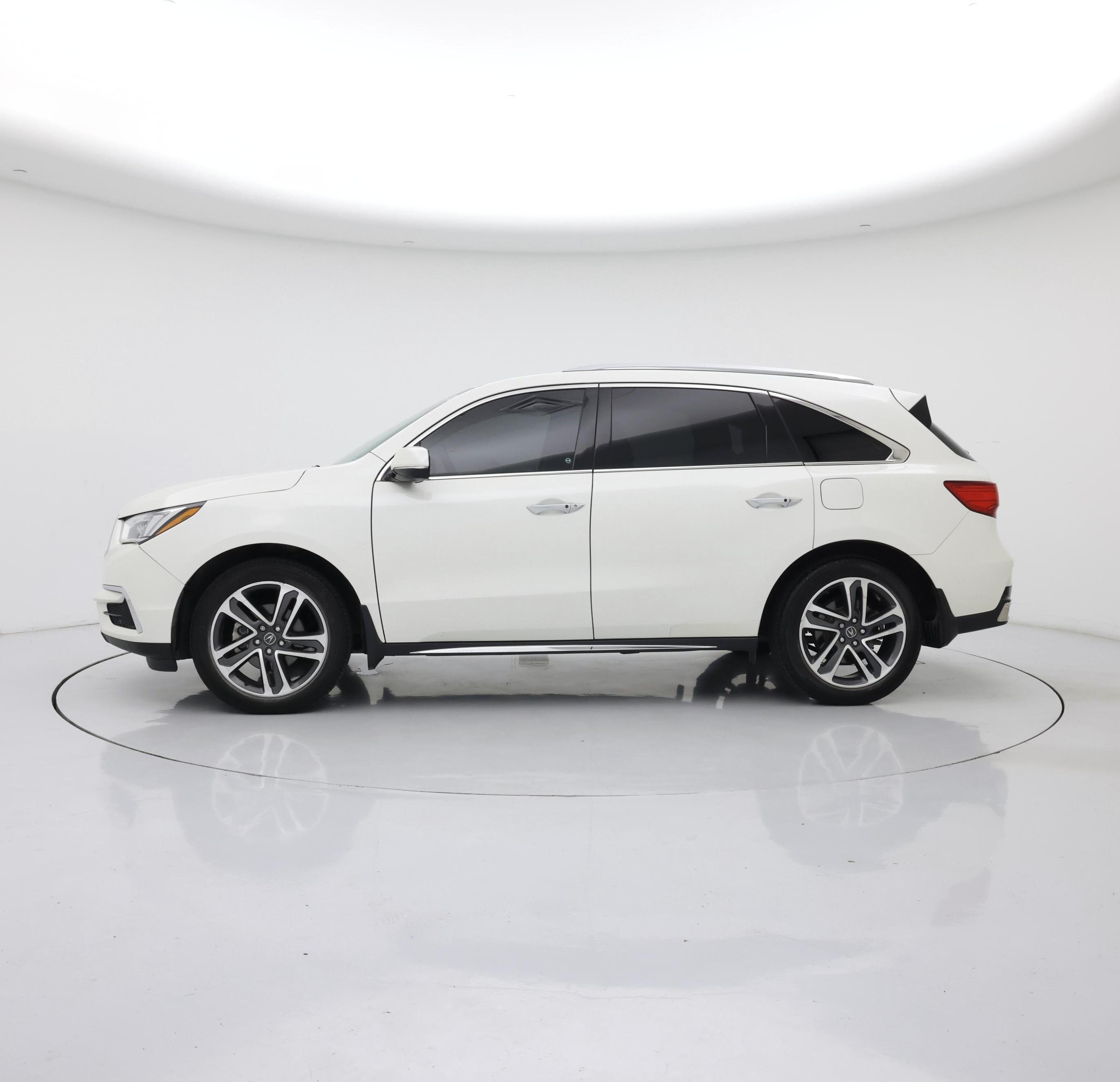 Thumbnail: 2017 Acura MDX - 3