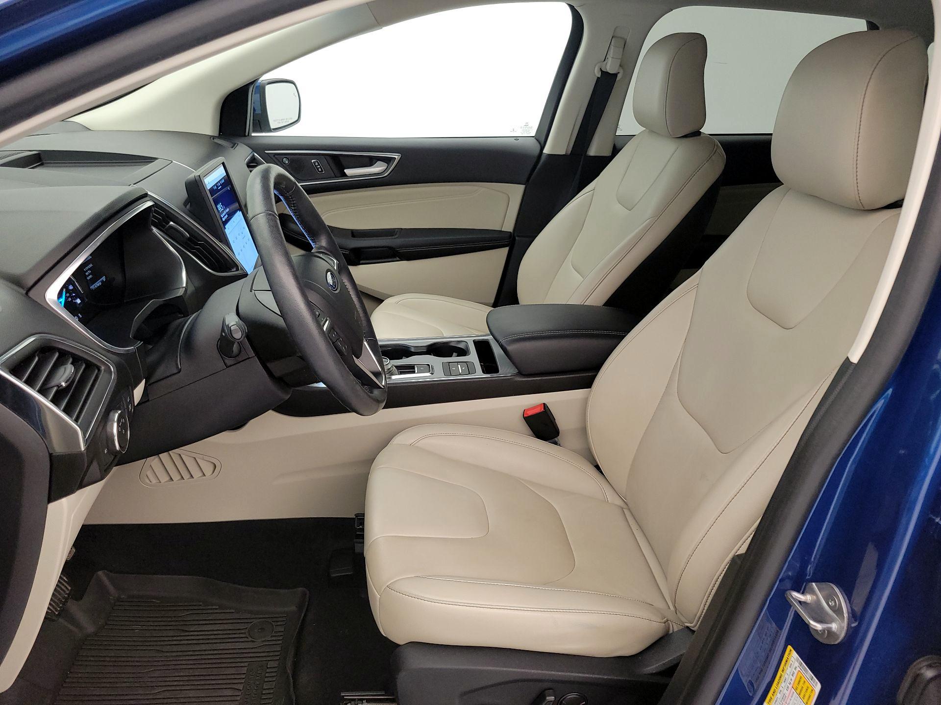 Thumbnail: 2021 Ford Edge - 11