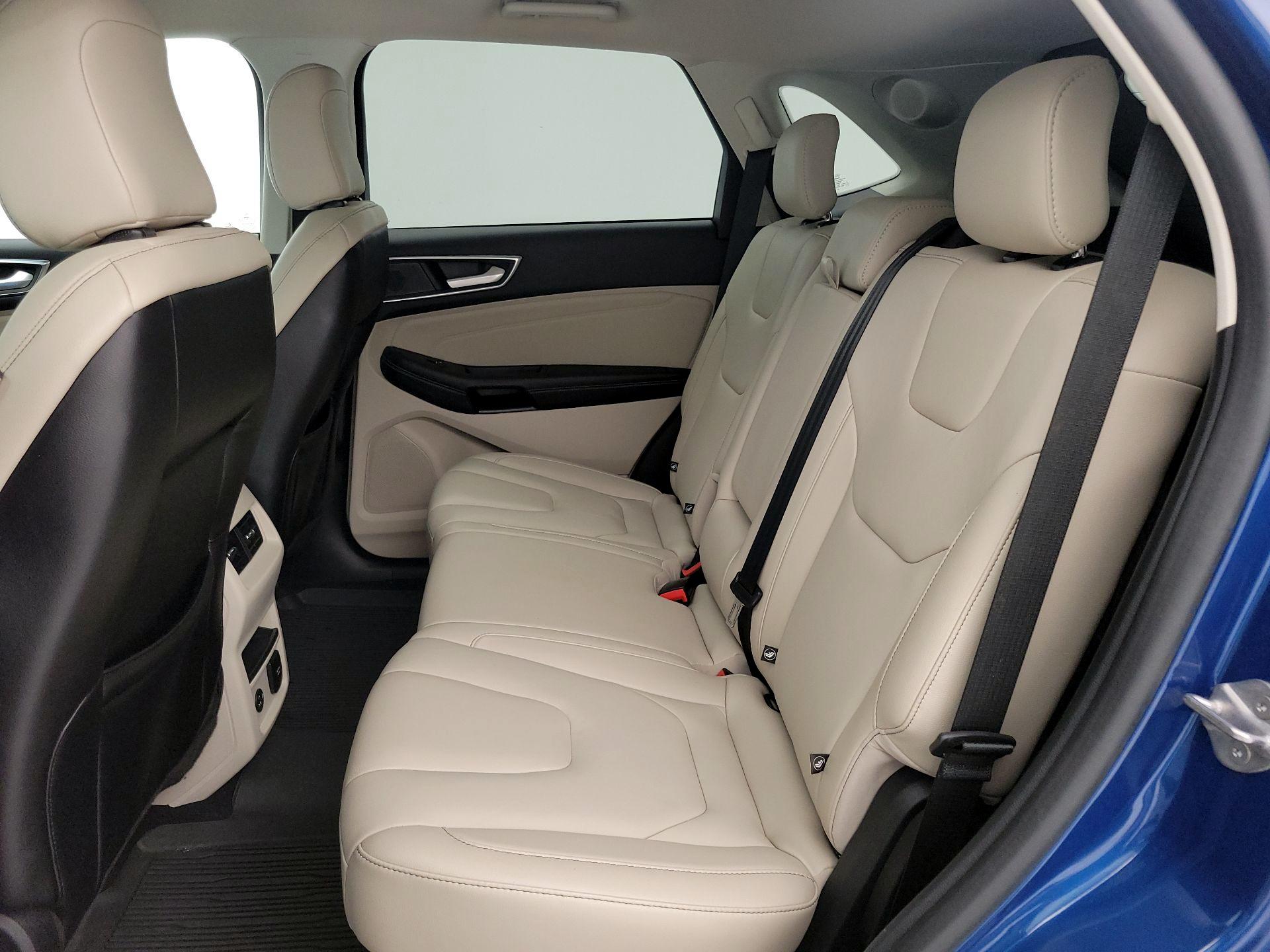 Thumbnail: 2021 Ford Edge - 19