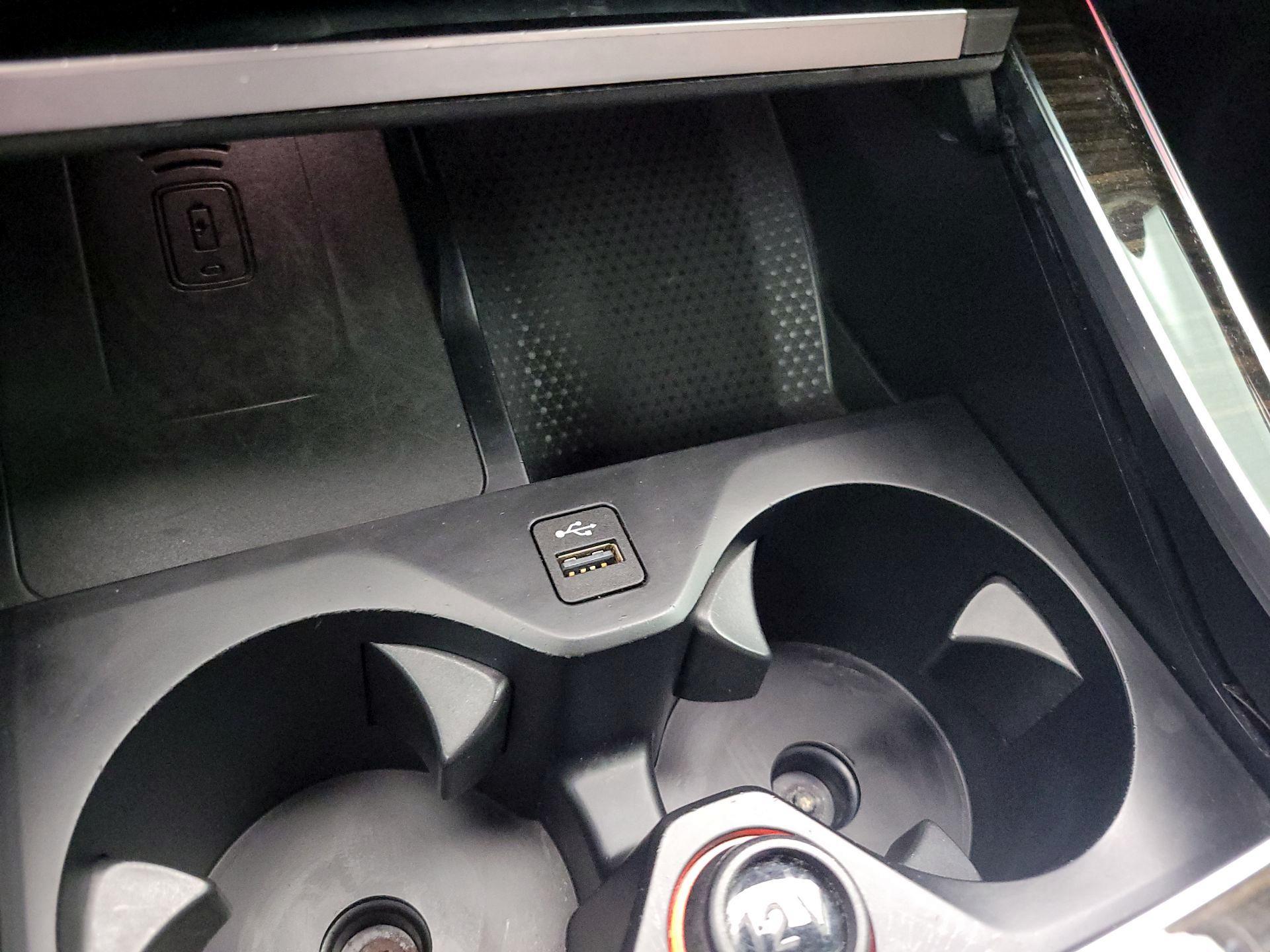 Thumbnail: 2020 BMW X5 - 19