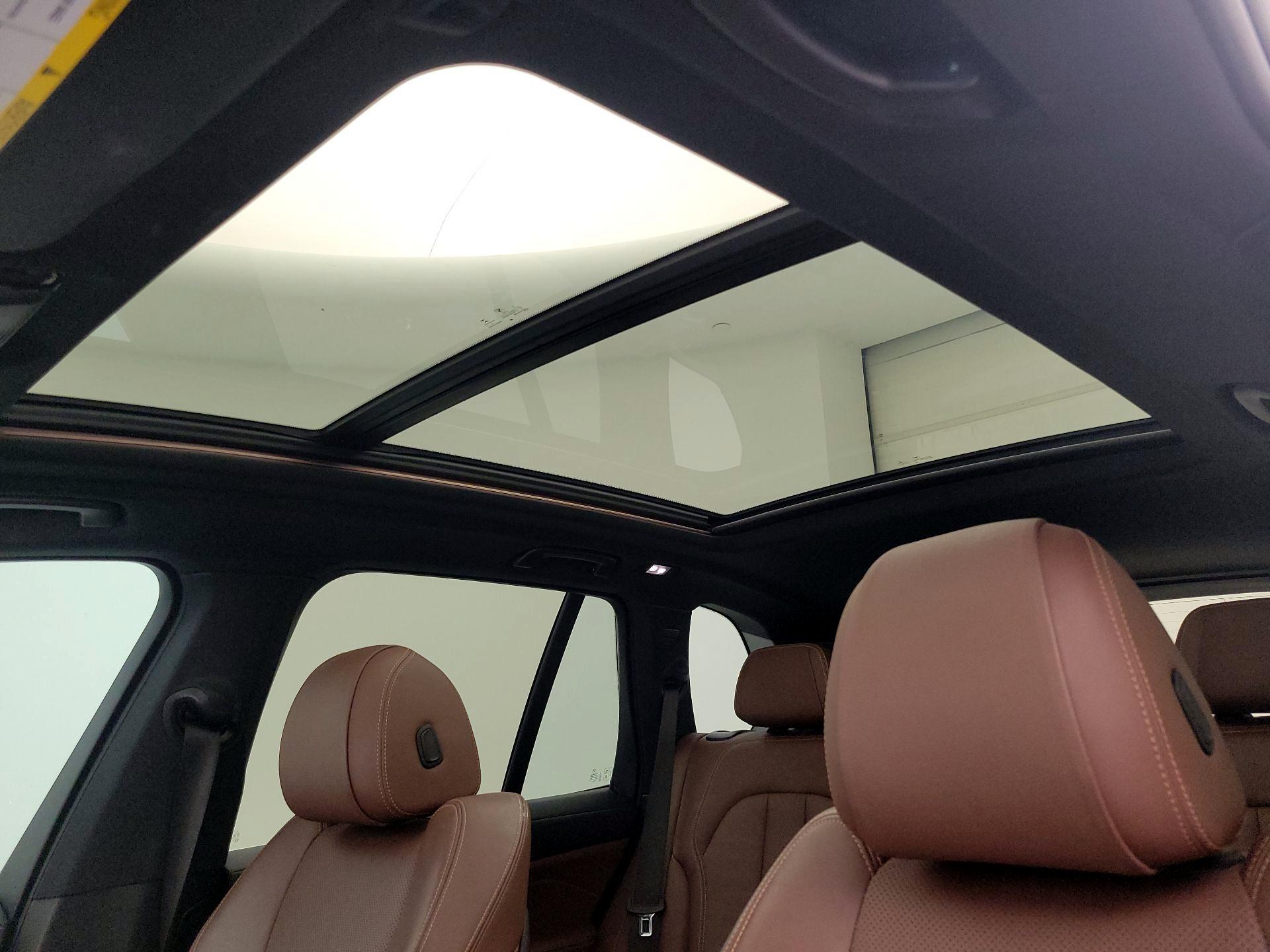 Thumbnail: 2020 BMW X5 - 20