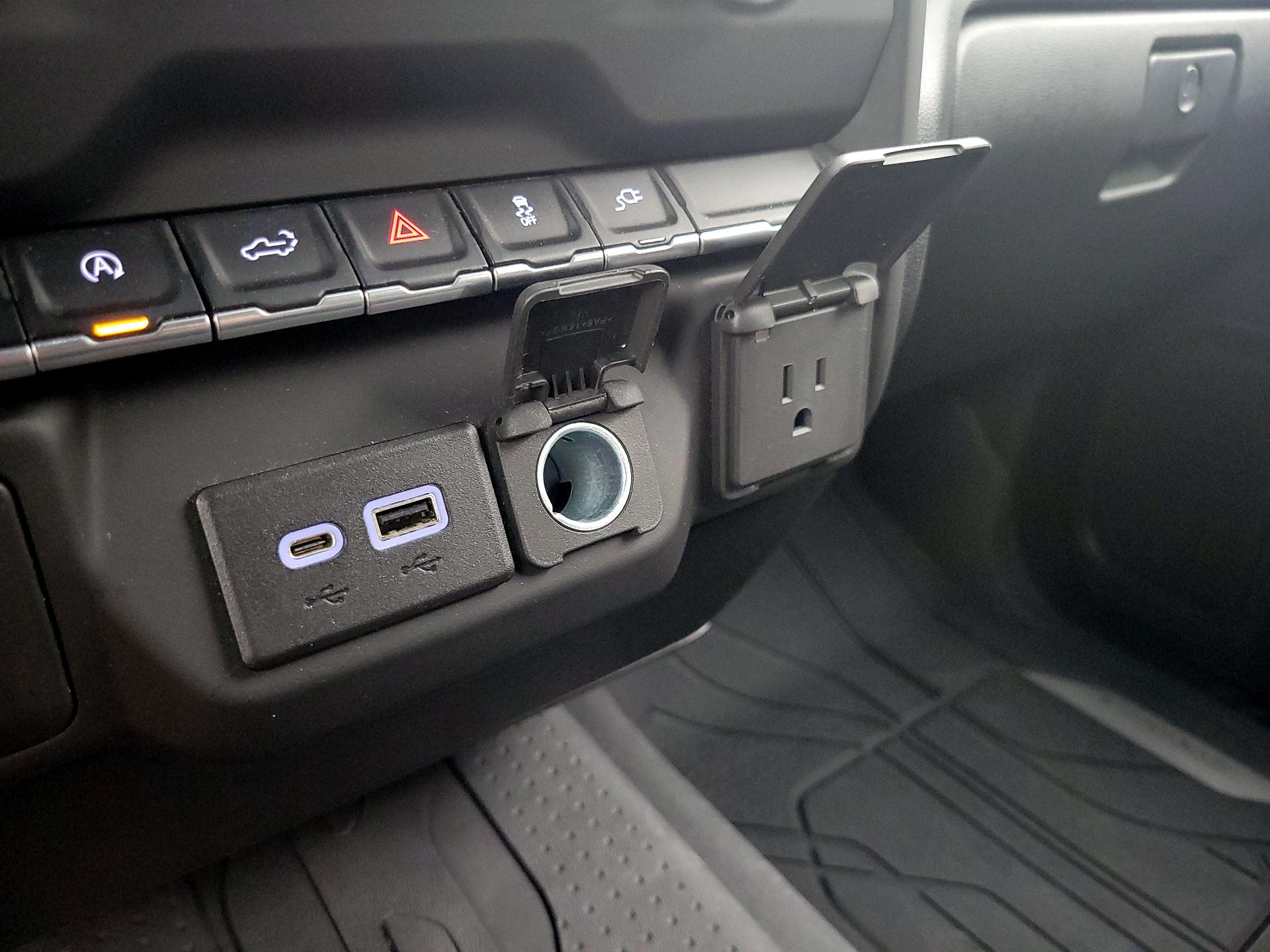 Thumbnail: 2021 Chevrolet Silverado 1500 - 18