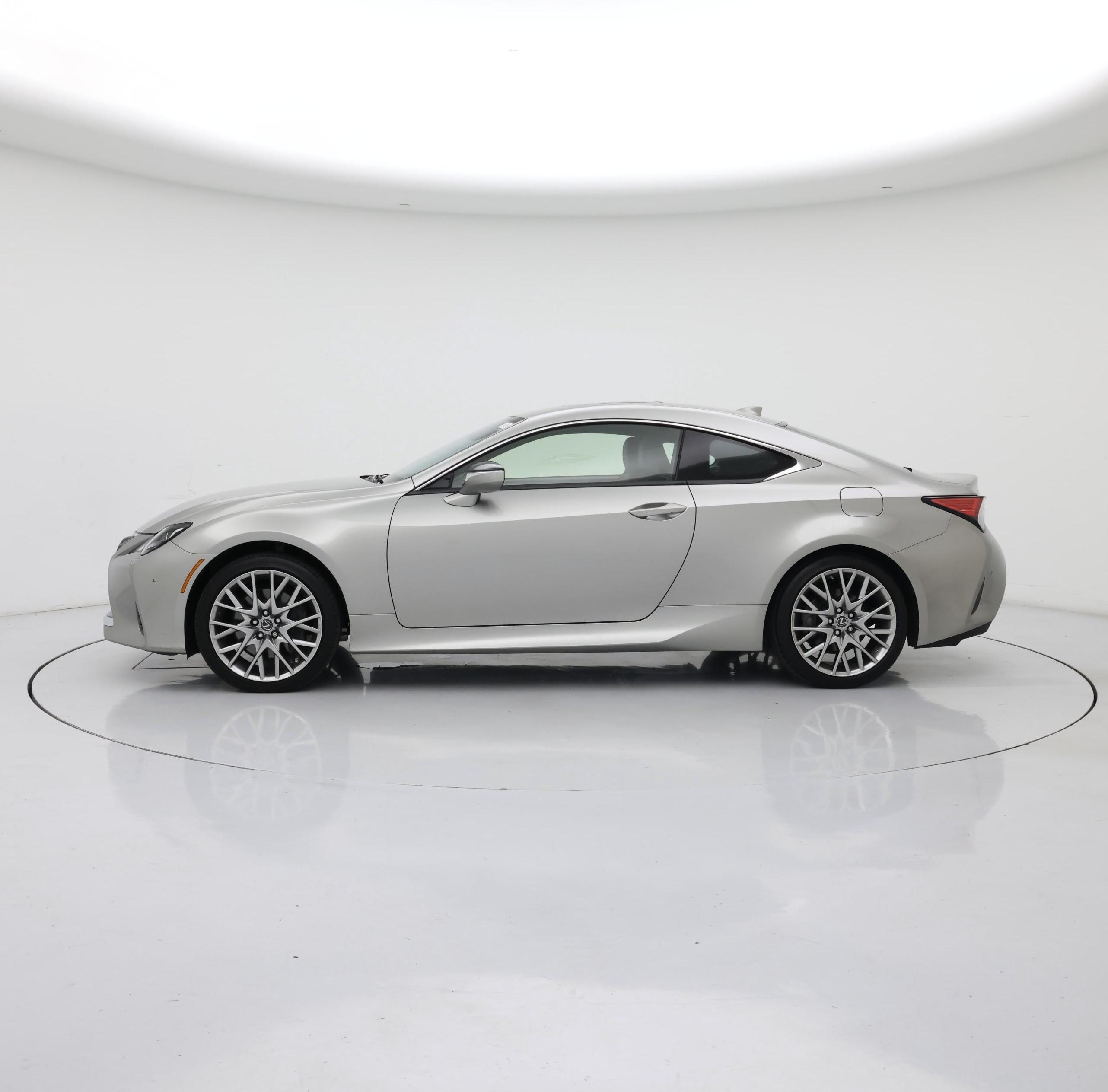 Thumbnail: 2020 Lexus RC - 3