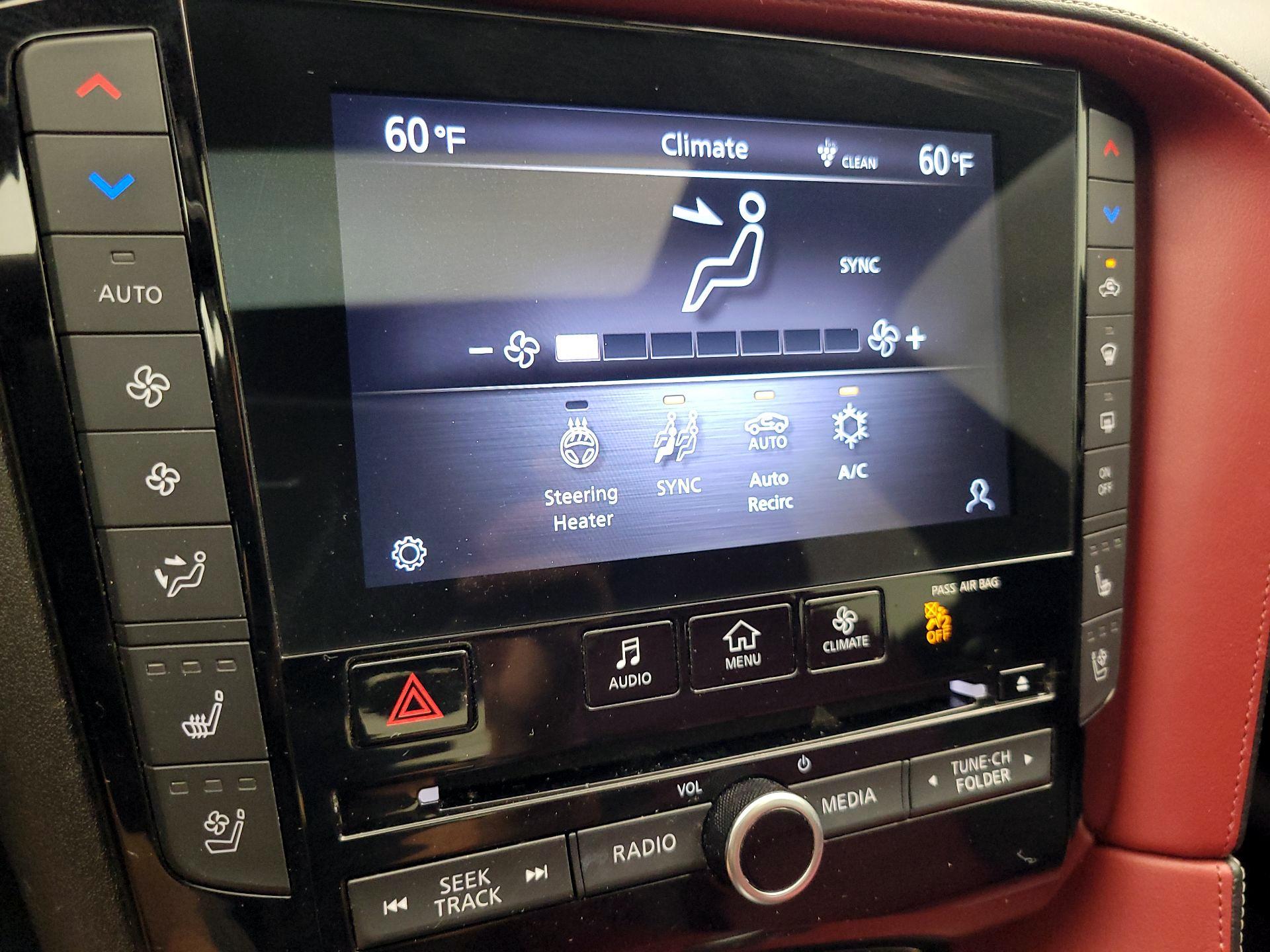 Thumbnail: 2022 INFINITI QX55 - 17