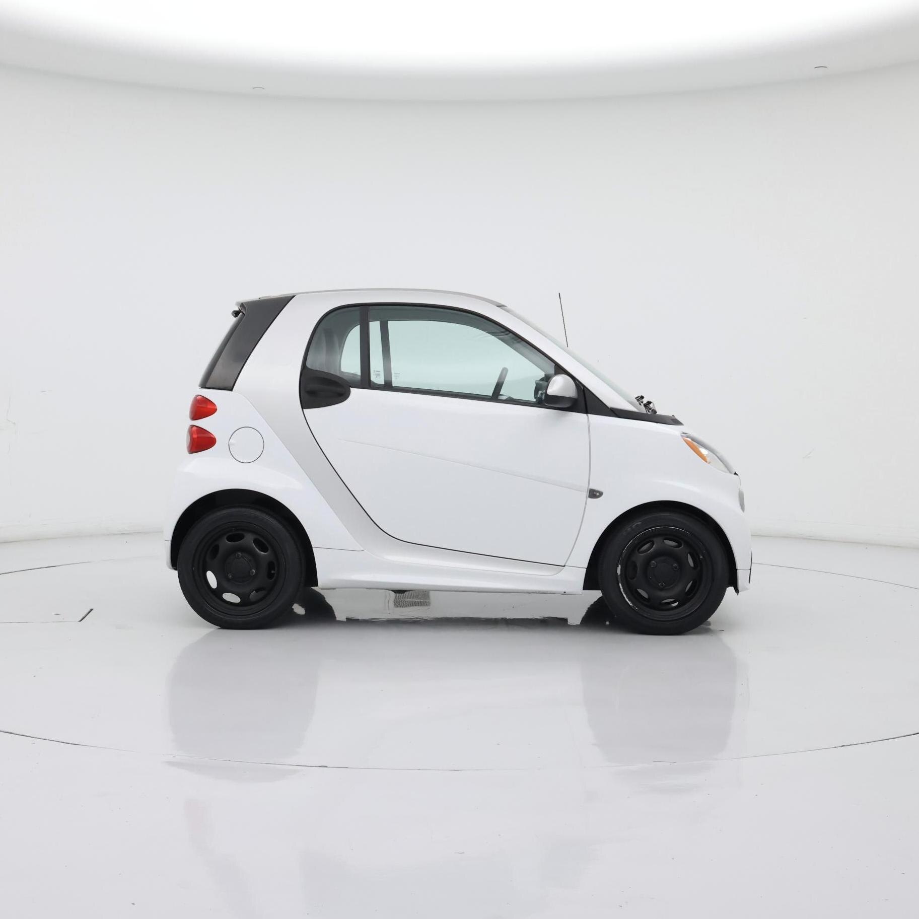 Thumbnail: 2015 smart fortwo - 7