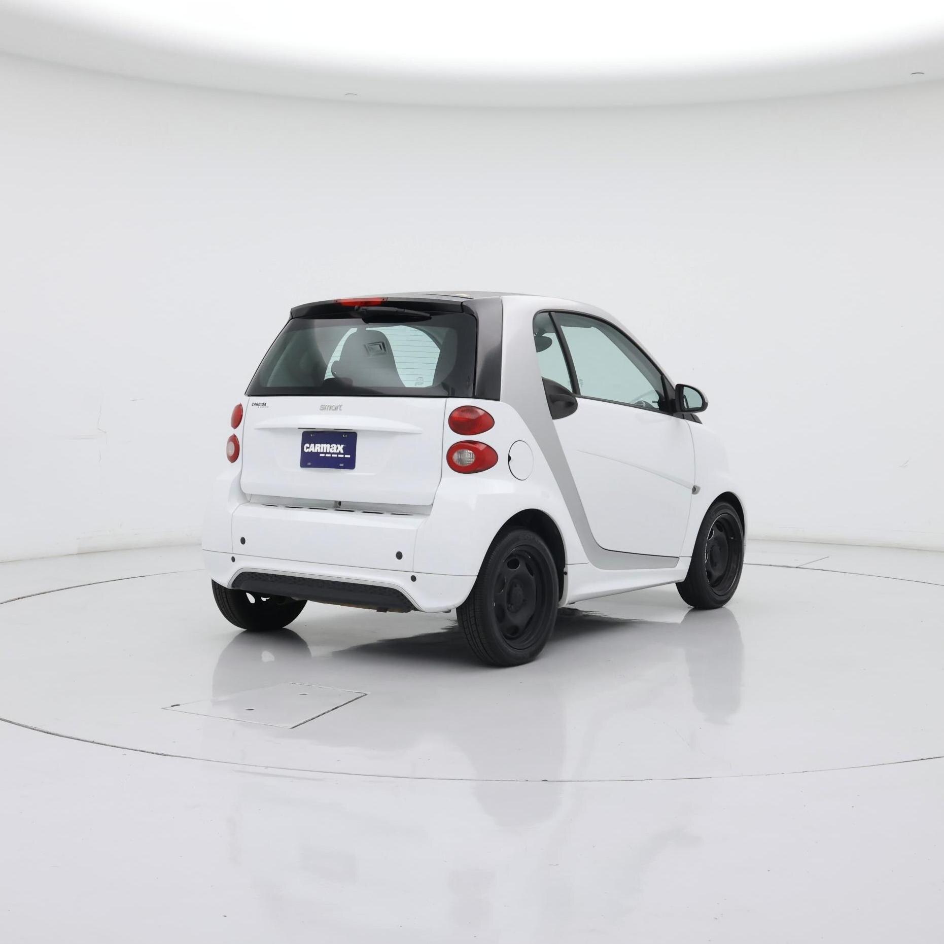 Thumbnail: 2015 smart fortwo - 8