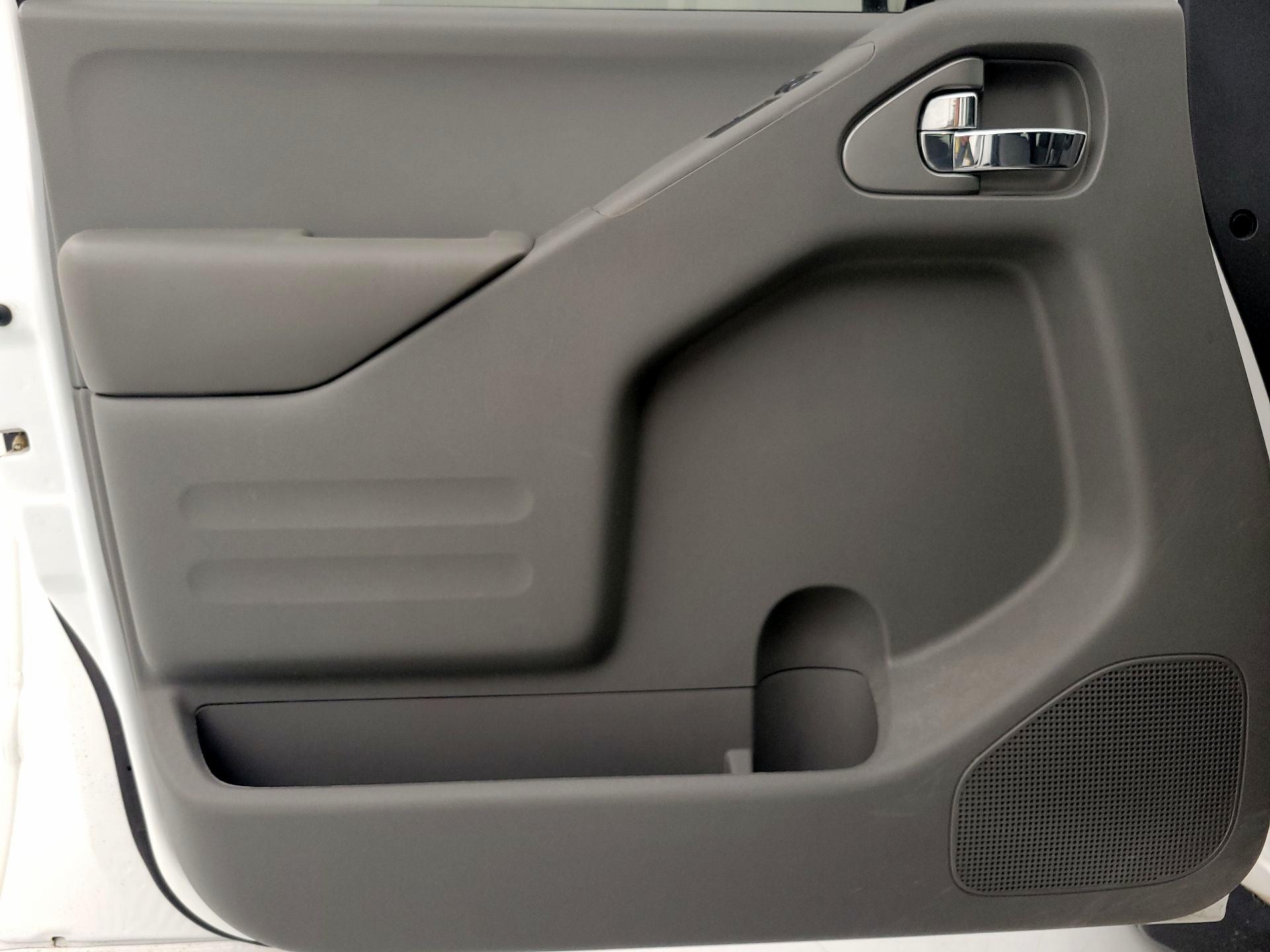 Thumbnail: 2020 Nissan Frontier - 12